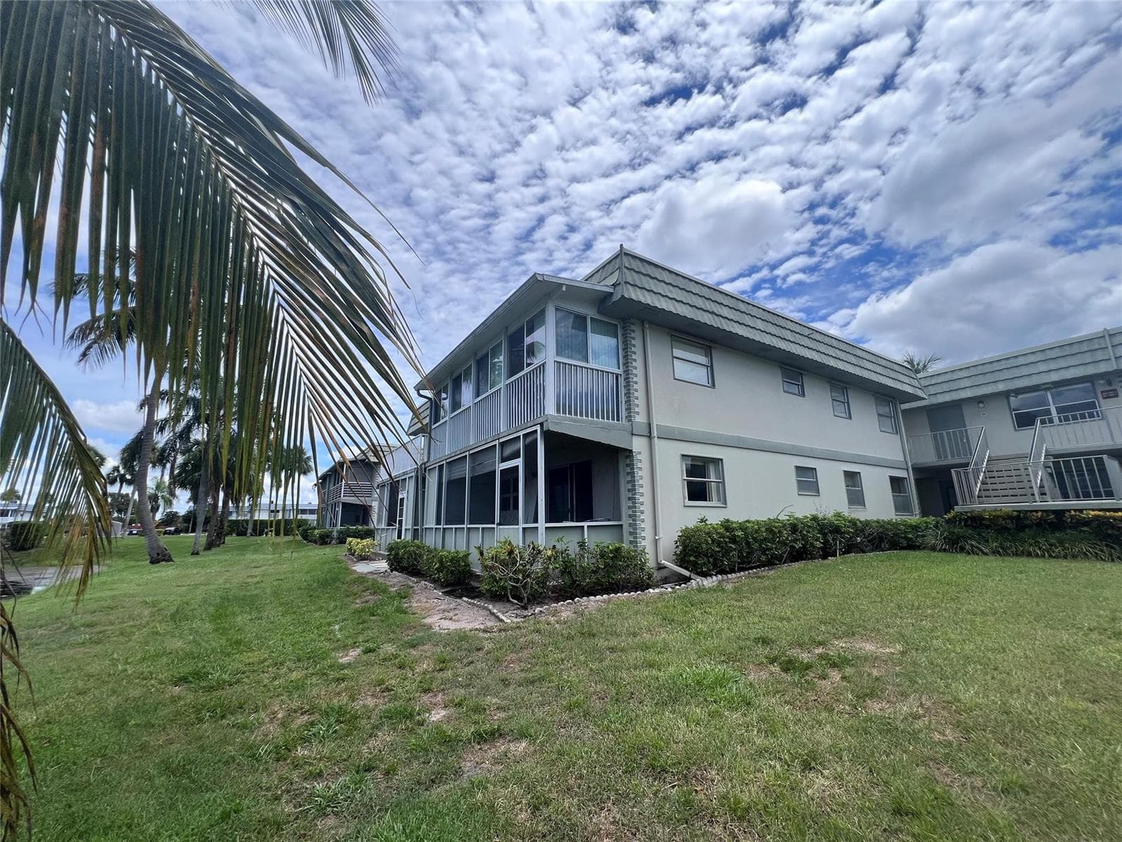 161 Brittany Terrace 161 D photo 1