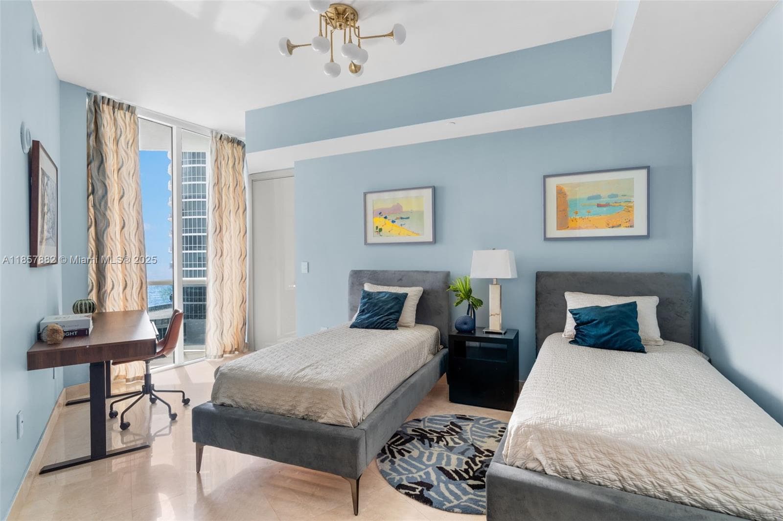 16001 Collins Ave 907 photo 17