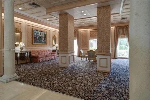 2500 Parkview Drive 814 photo 12