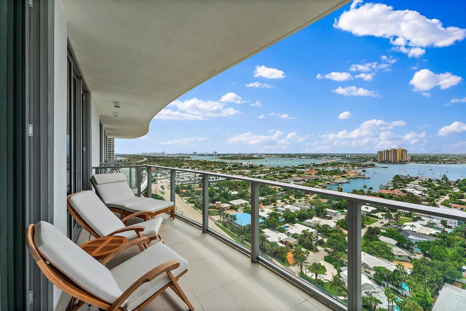 3100 N Ocean Drive 1906 photo 13