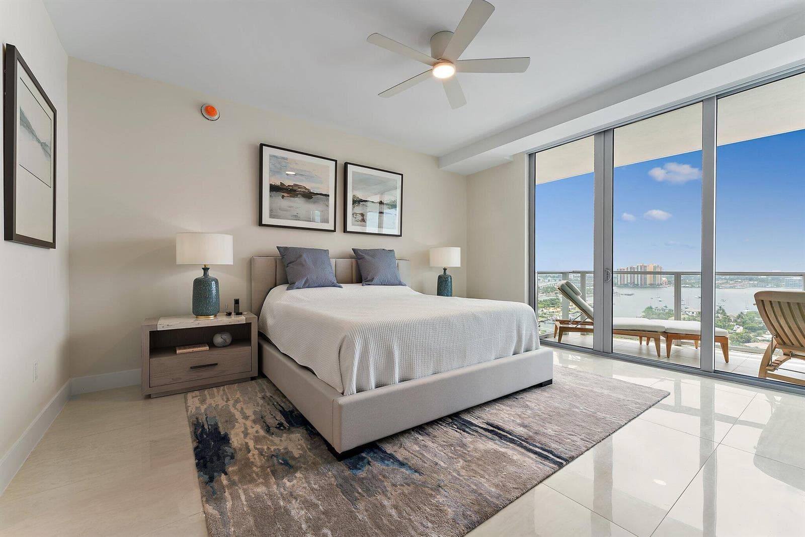 3100 N Ocean Drive 1906 photo 16