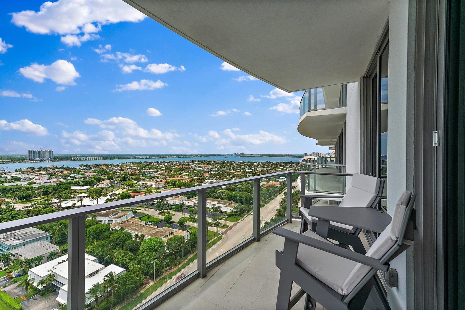 3100 N Ocean Drive 1906 photo 15