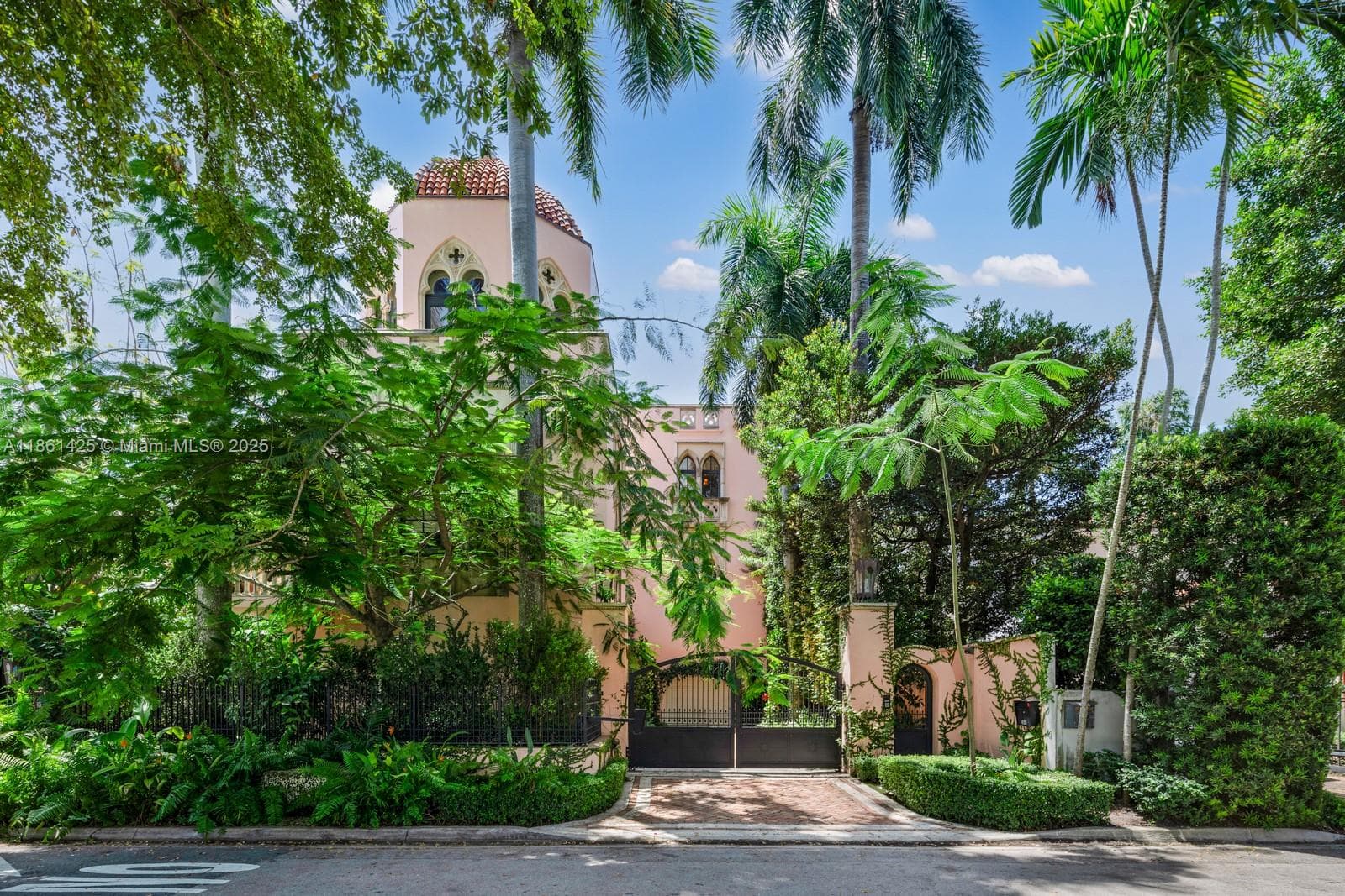 1840 S Bayshore Ln photo 5