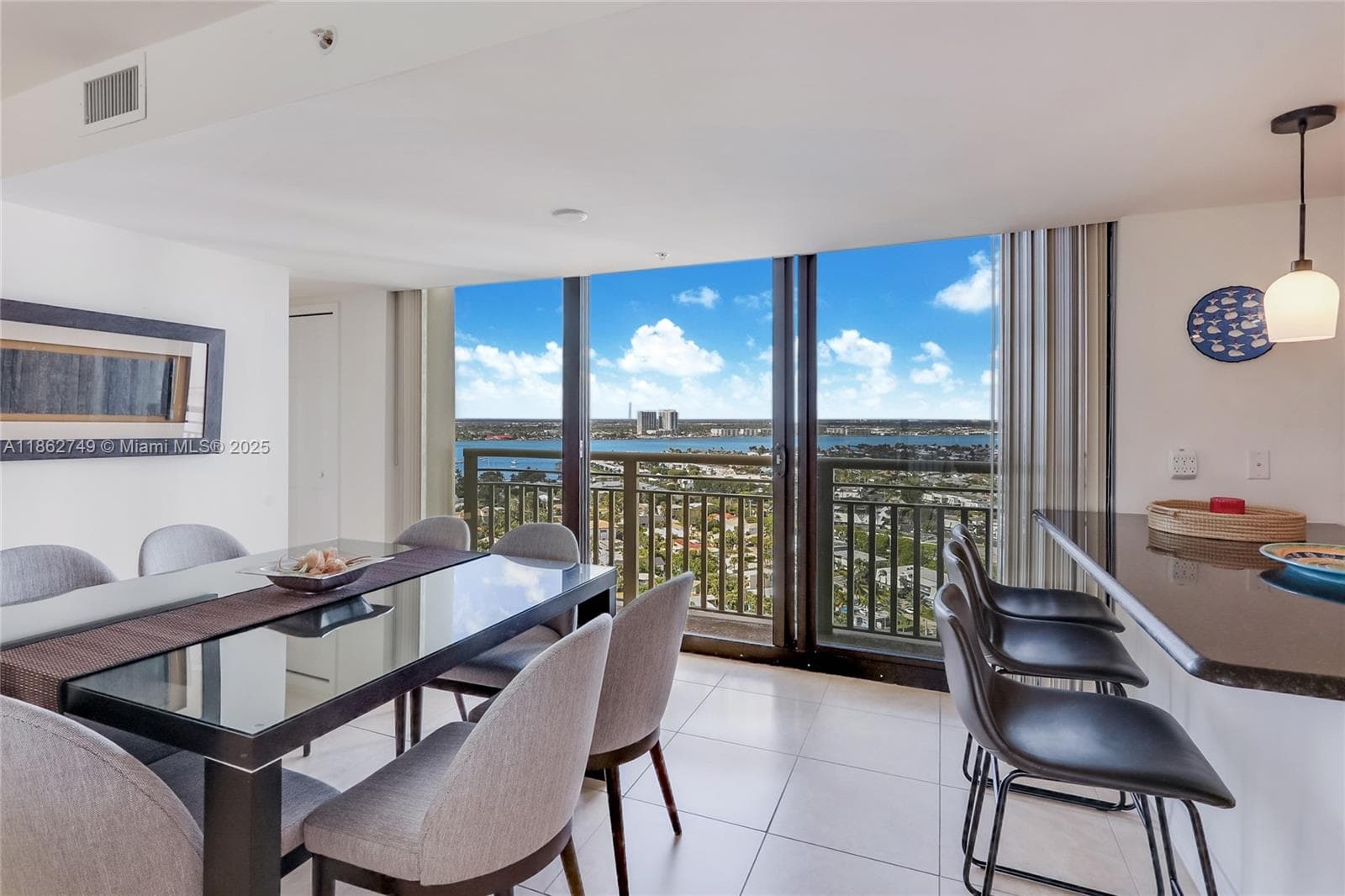3000 N Ocean Dr 24H photo 5