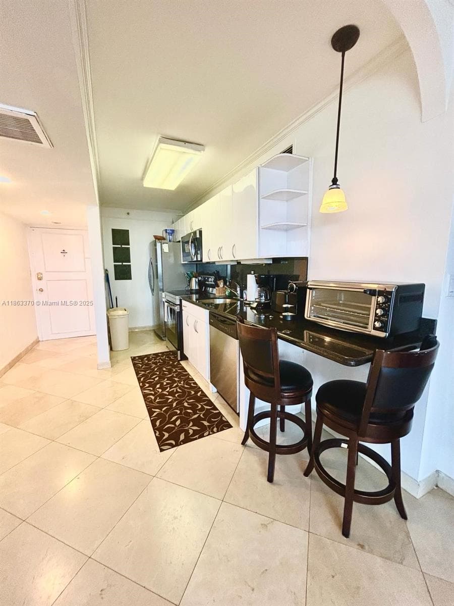 100 Lincoln Rd 1034 photo 4