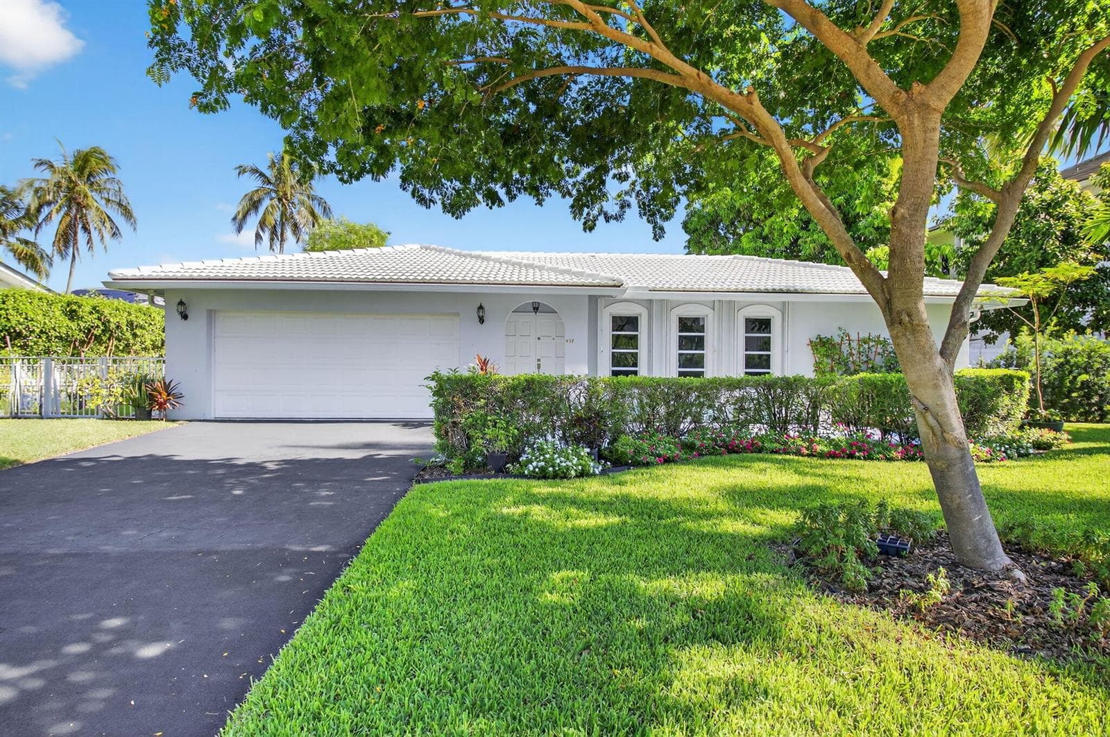937 Banyan Drive photo 1