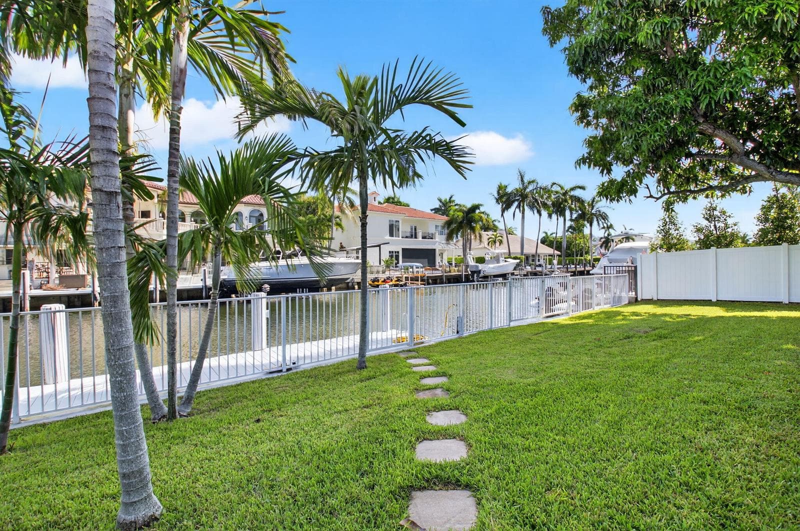 937 Banyan Drive photo 24