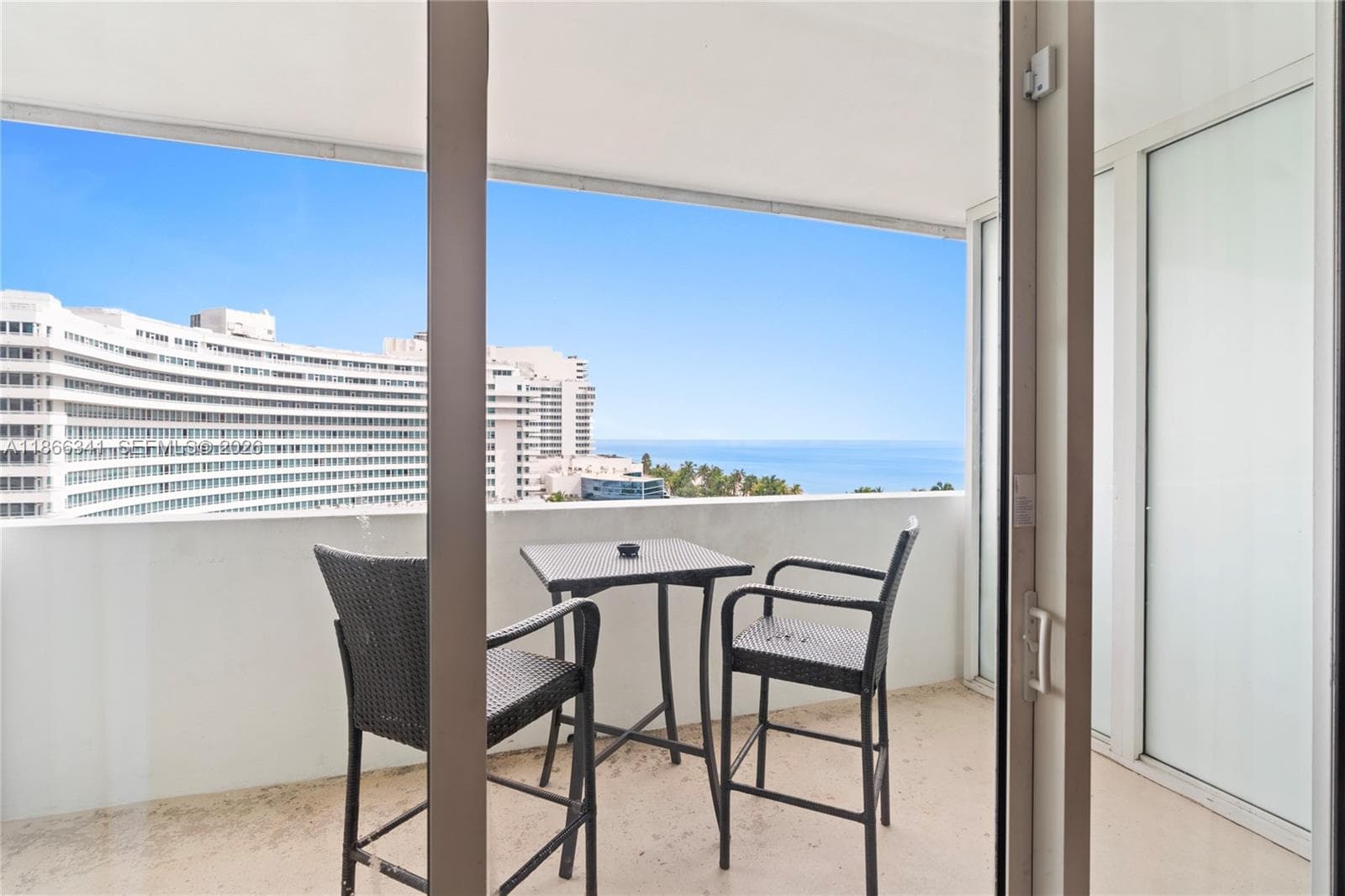 4391 Collins Ave 803 photo 16