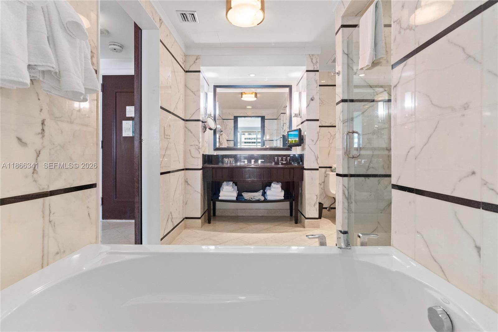 4391 Collins Ave 803 photo 19