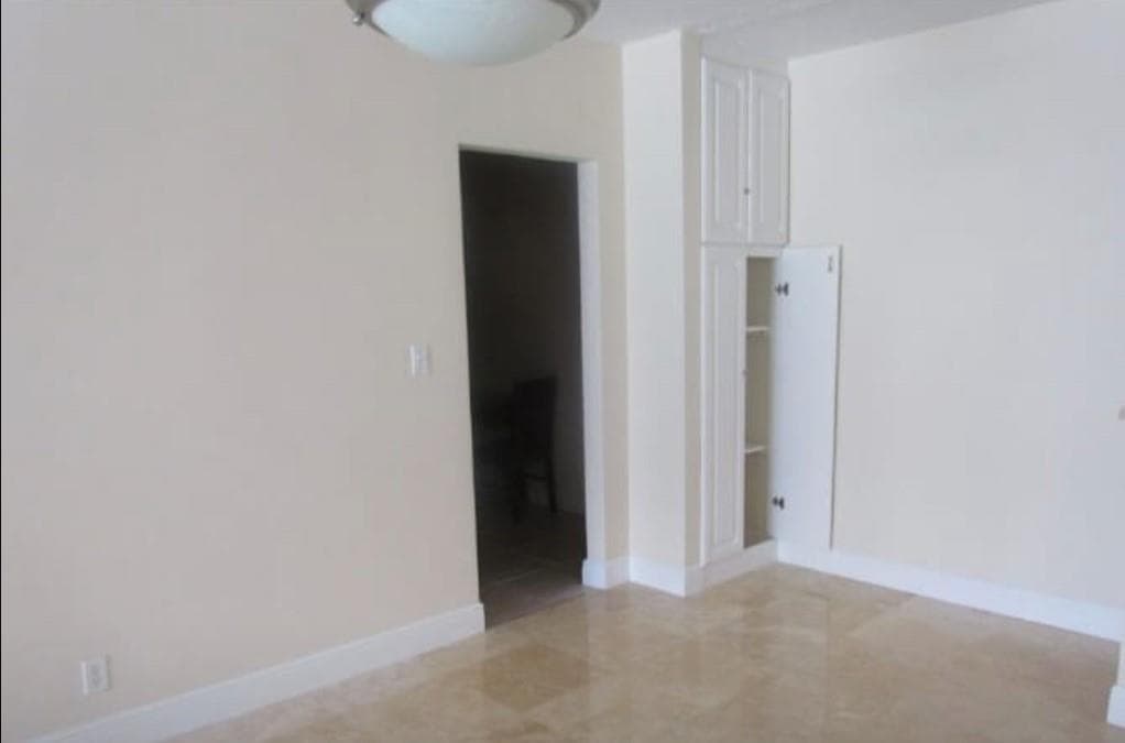 3001 S Ocean Drive 207 photo 7