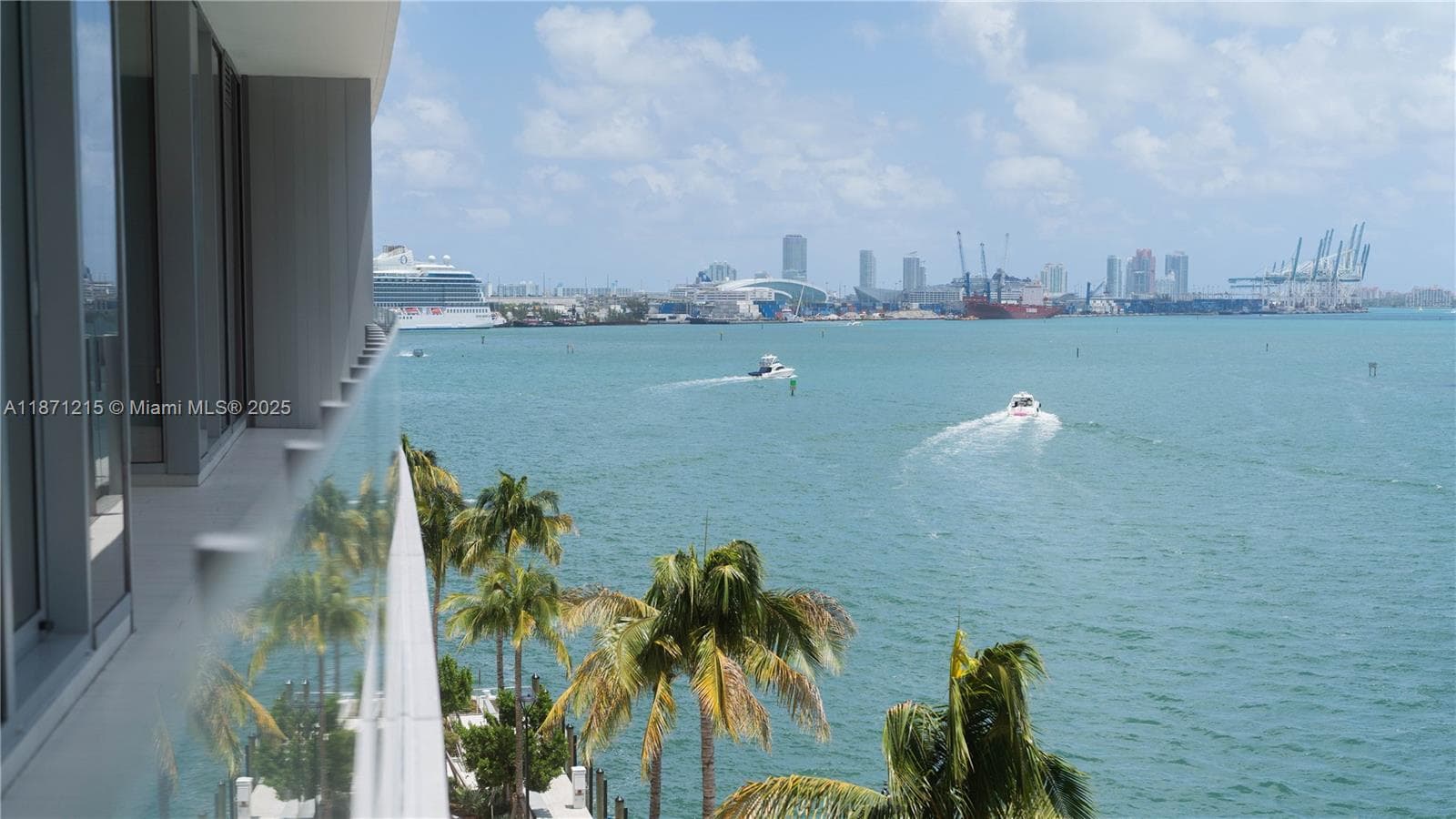 300 Biscayne Blvd Way 503C photo 2