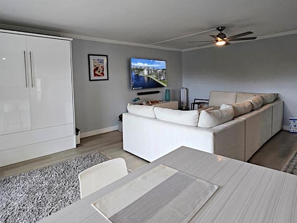 900 River Reach Drive 517 photo 6