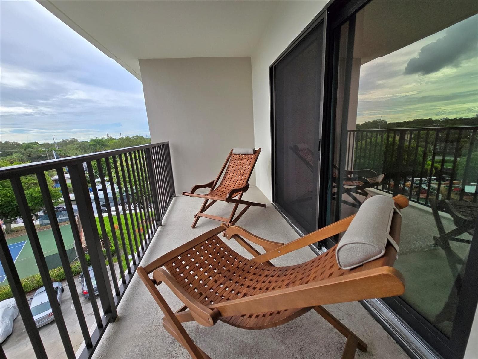 900 River Reach Drive 517 photo 1