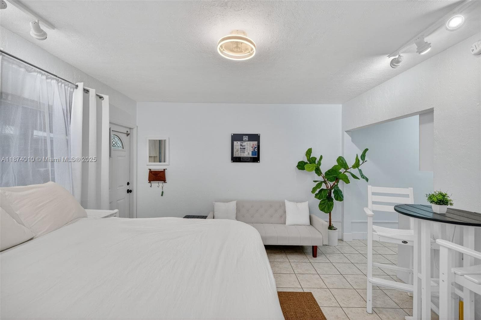 820 N Ocean Blvd 1 photo 7