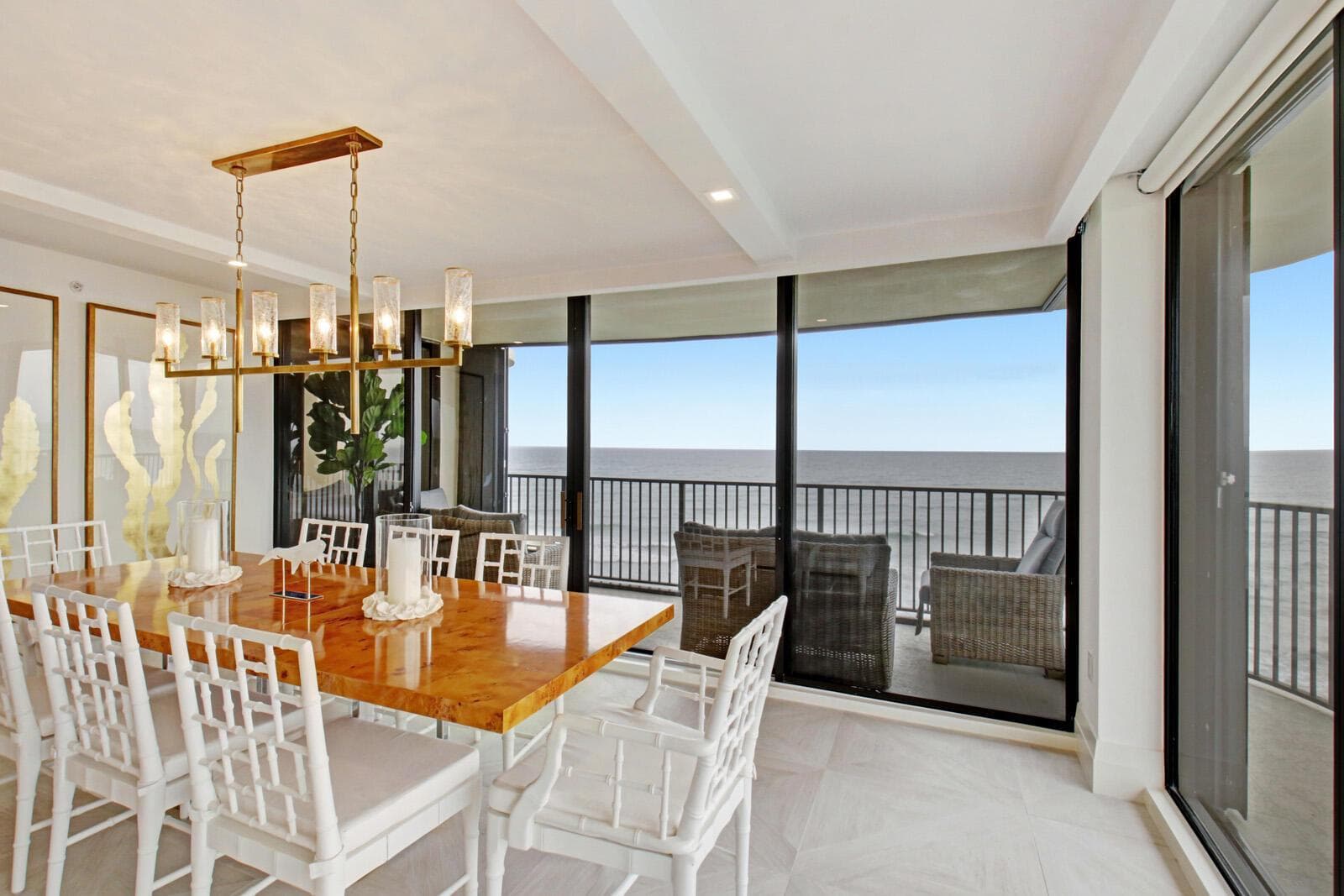 400 Beach Road 504 photo 9