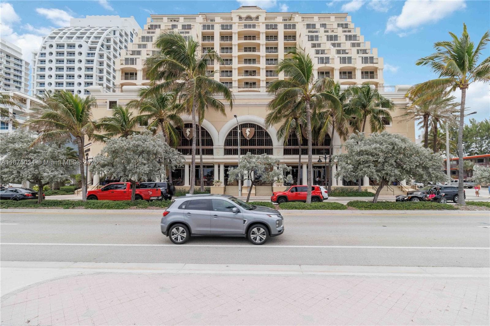 601 N Ft Lauderdale Beach Blvd 611 photo 3