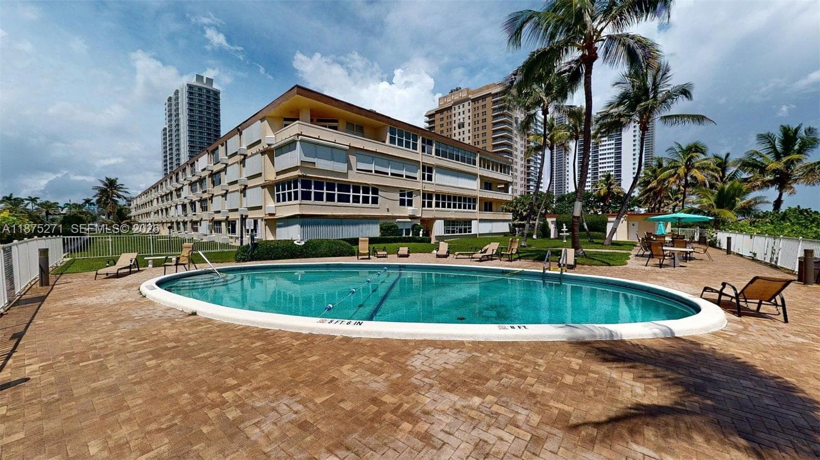 1936 S Ocean Dr 11D photo 1