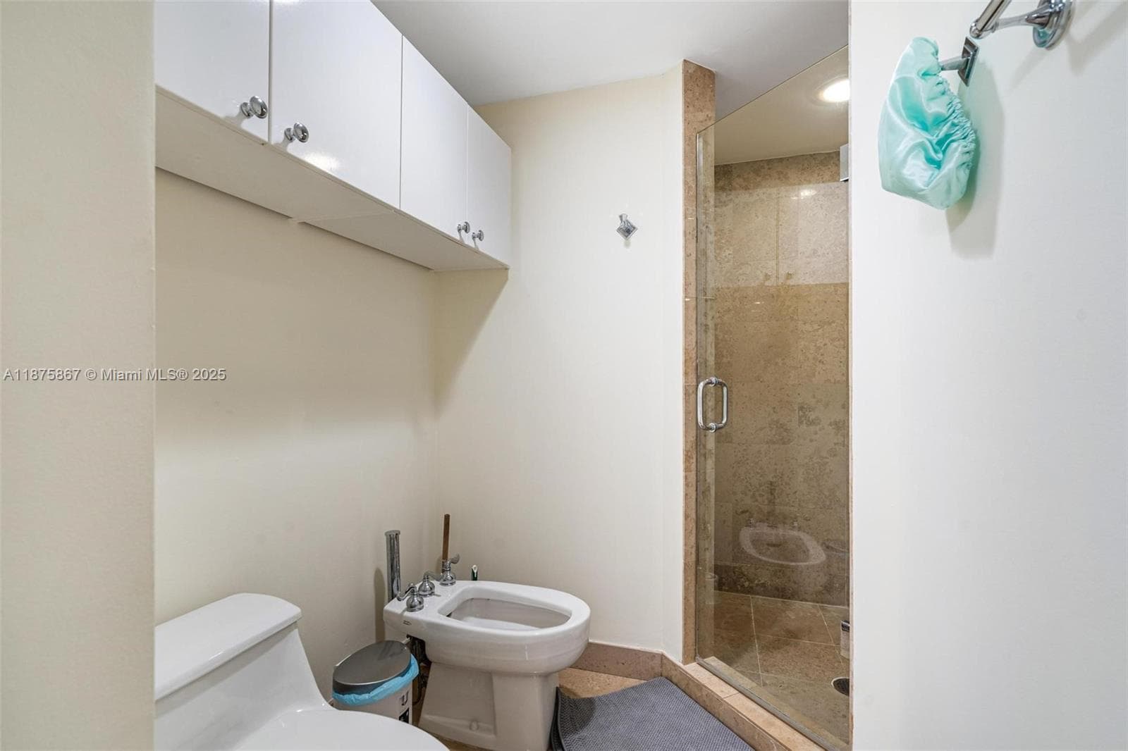 4779 Collins Ave 2305 photo 16