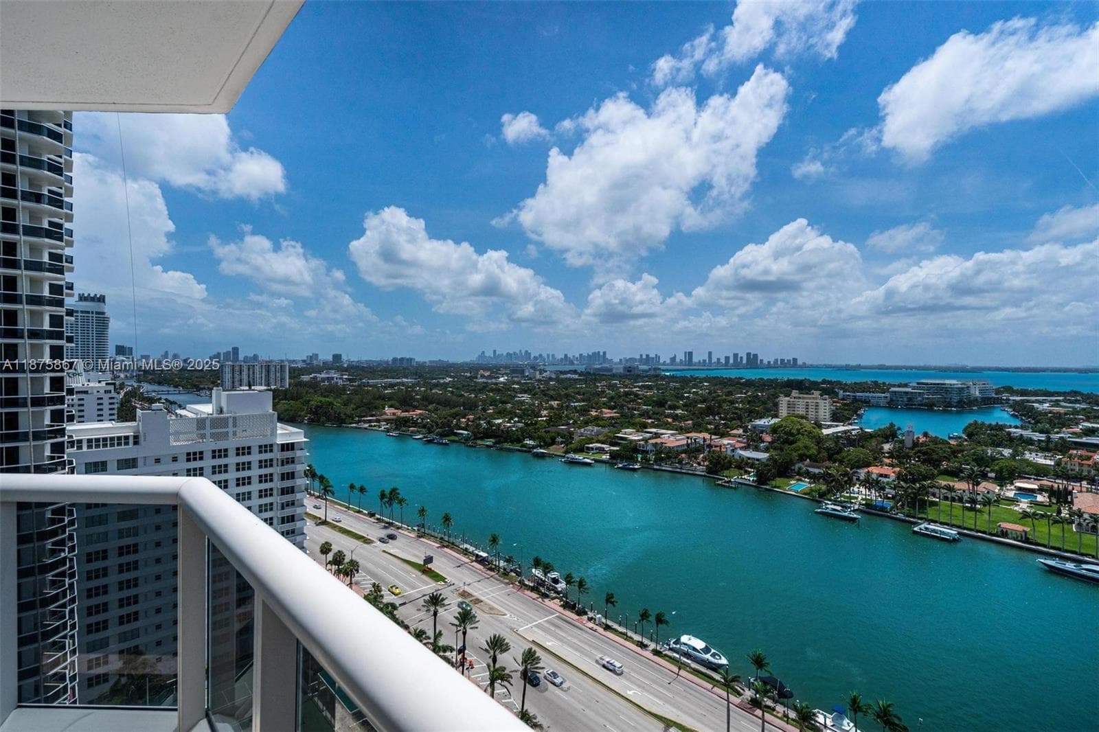 4779 Collins Ave 2305 photo 20