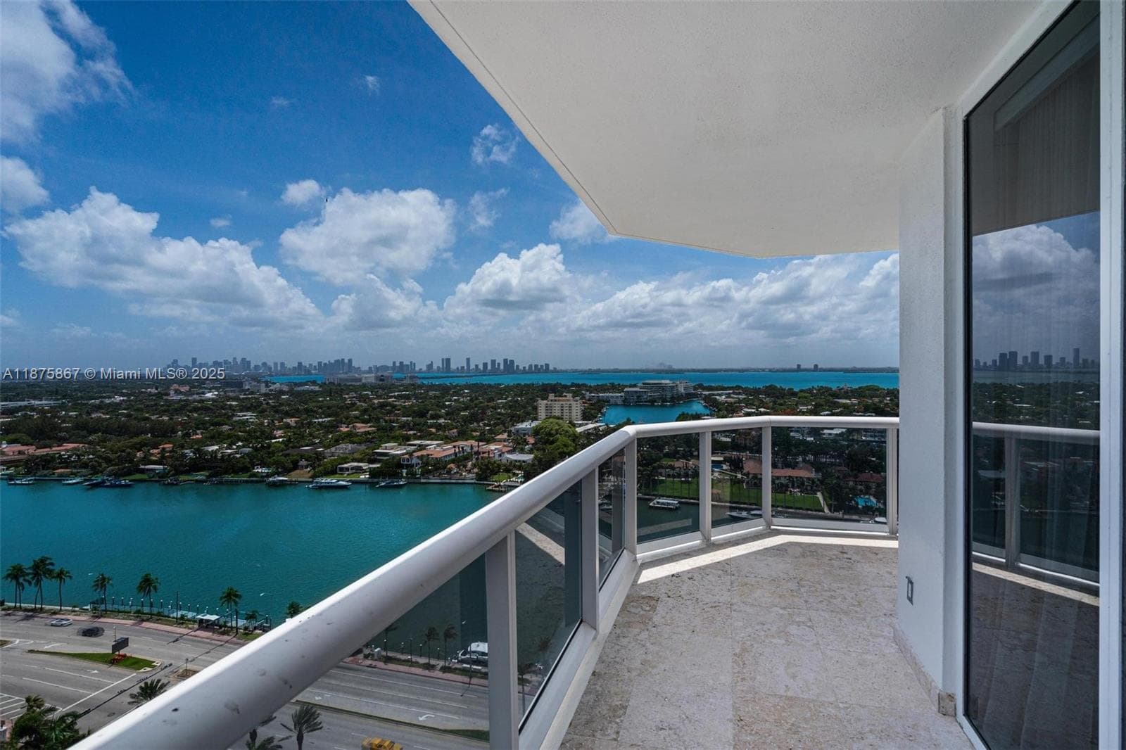 4779 Collins Ave 2305 photo 21