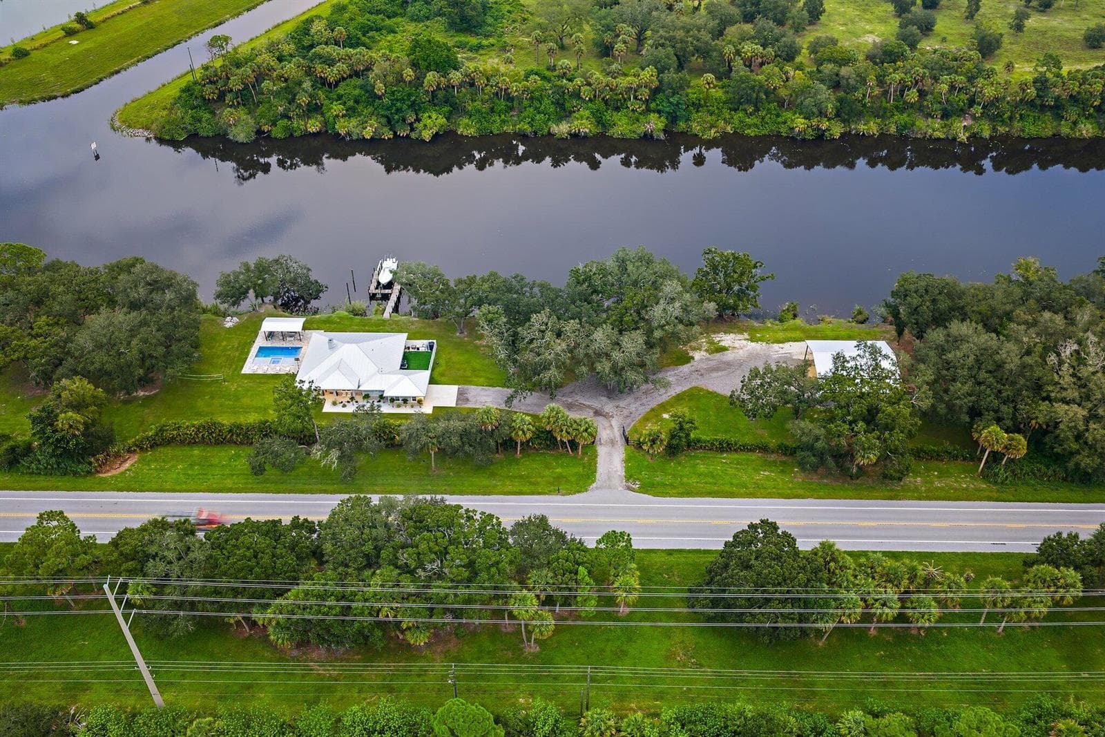 12955 SW Kanner Highway photo 5
