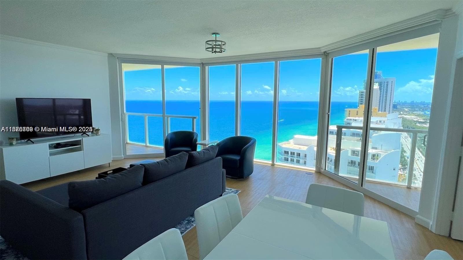 16699 Collins Ave 3808 photo 2