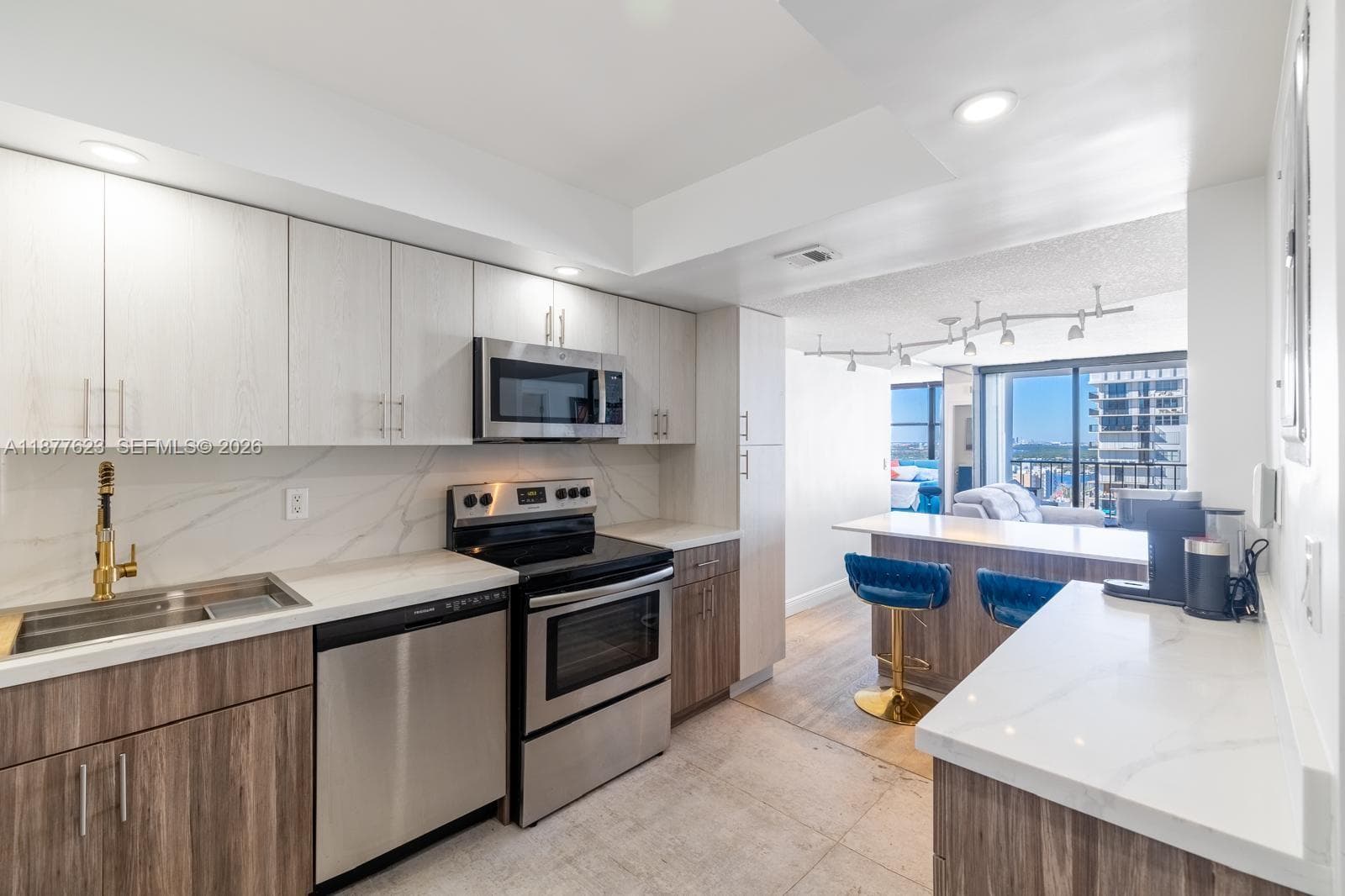 2401 S Ocean Dr 2504 photo 6