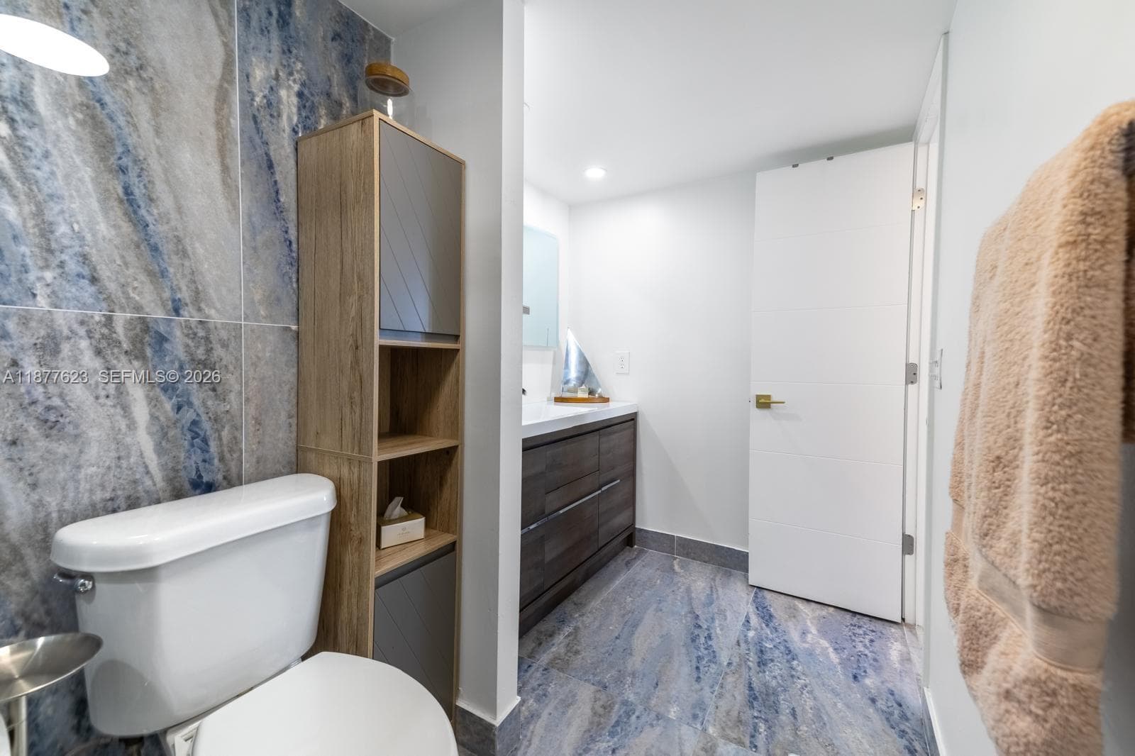 2401 S Ocean Dr 2504 photo 12