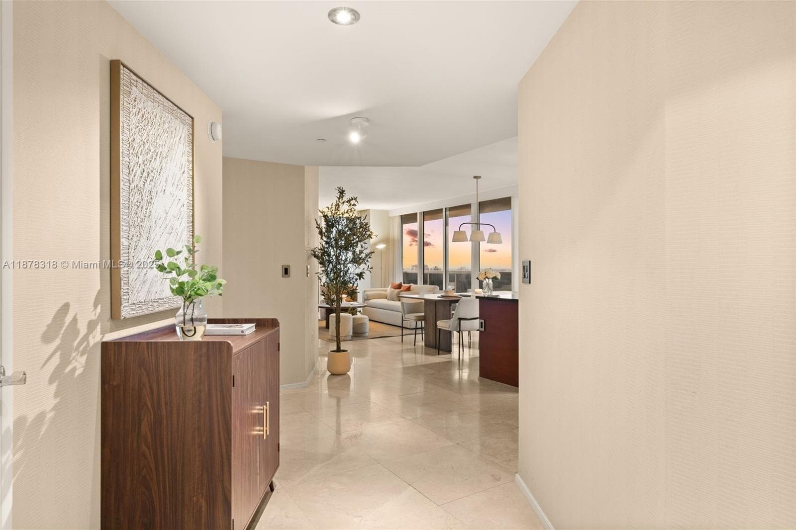 1830 S Ocean Dr 2306 photo 1
