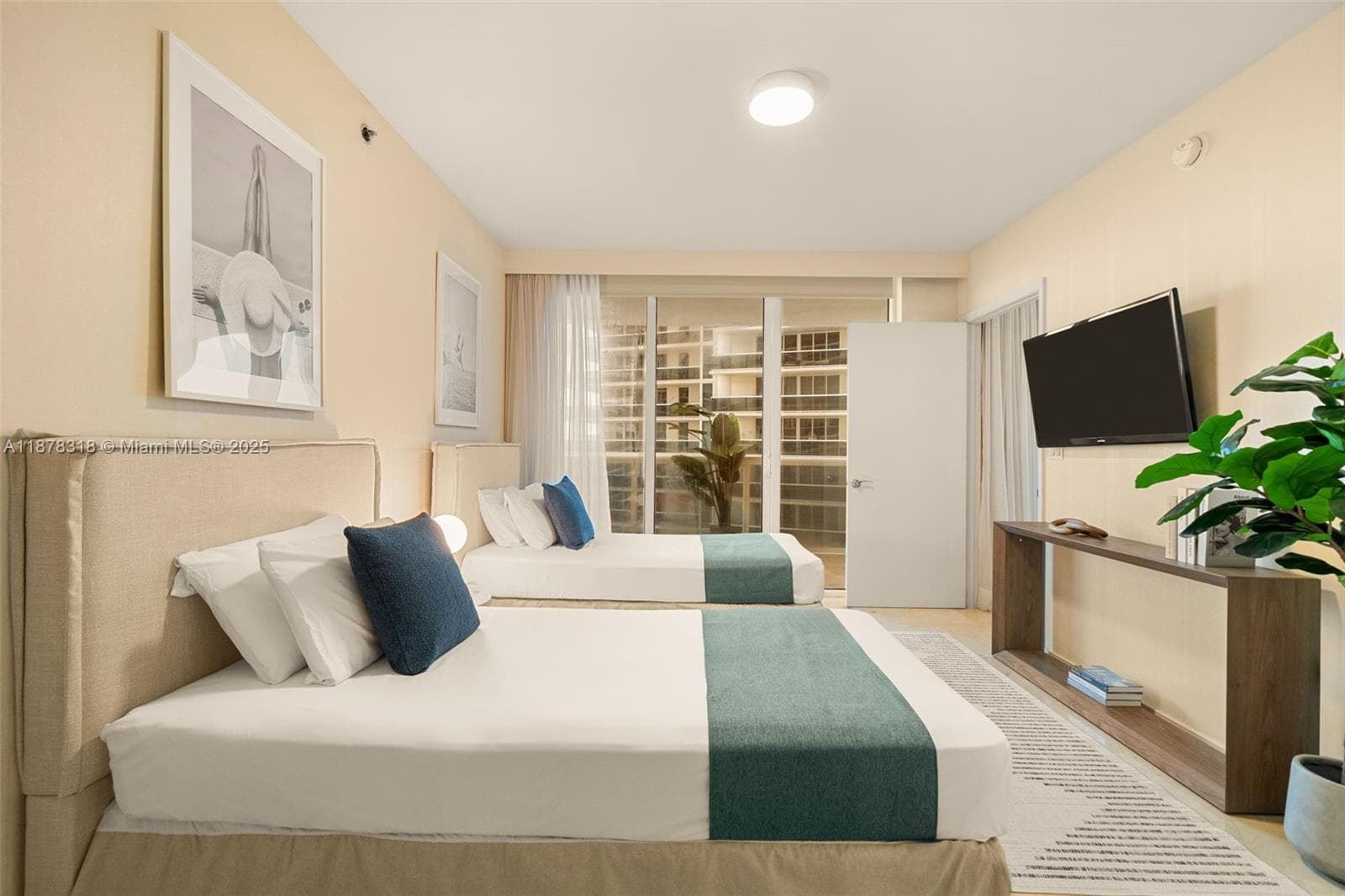 1830 S Ocean Dr 2306 photo 18