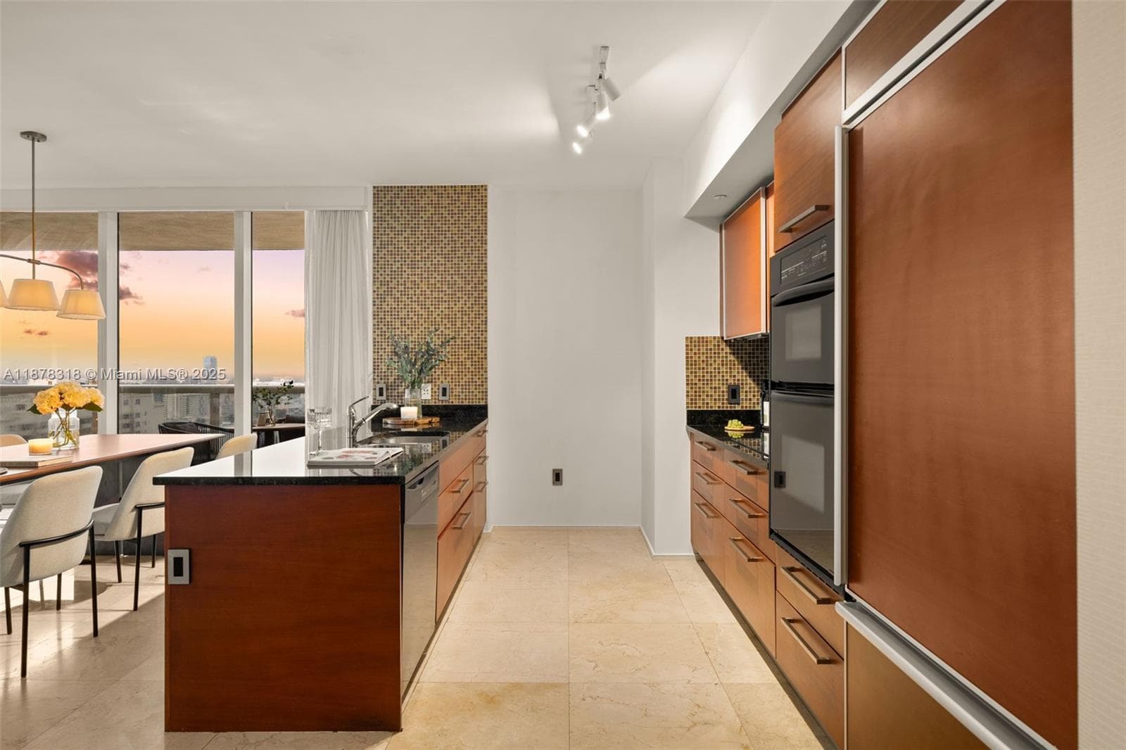 1830 S Ocean Dr 2306 photo 8