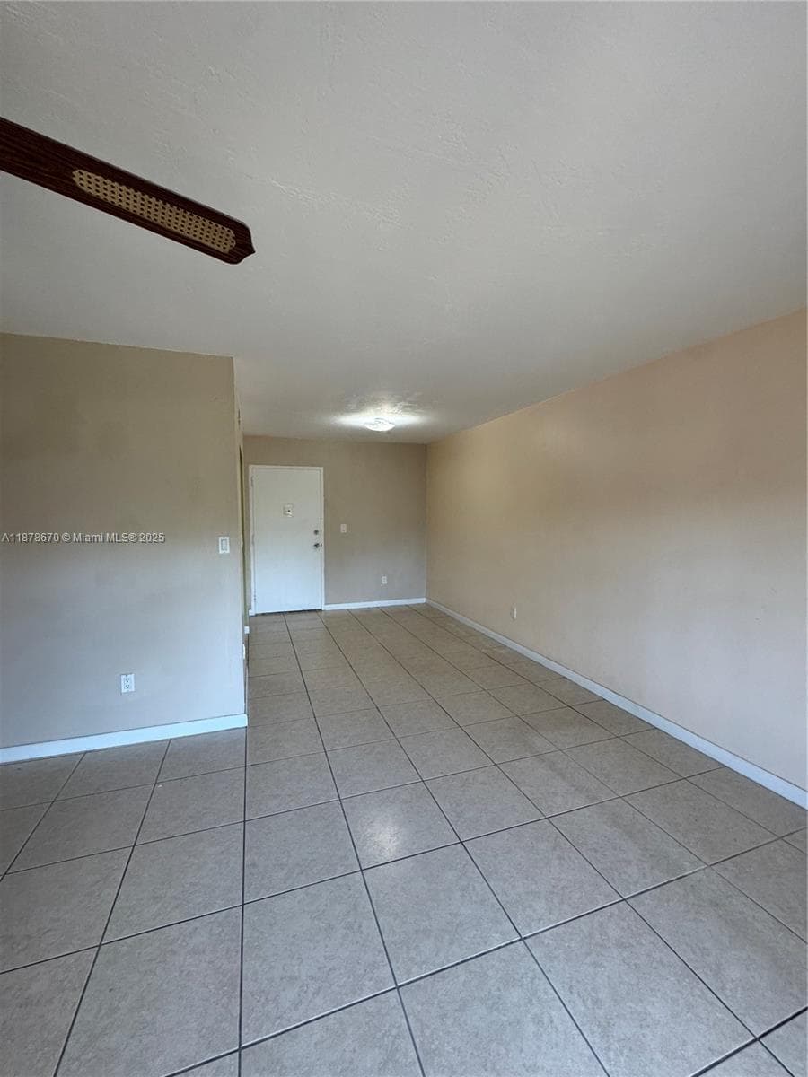 10353 N Kendall Dr BB2 photo 8
