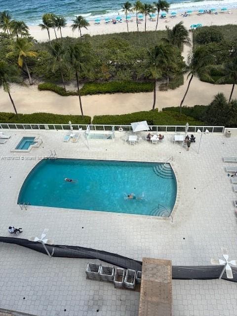 10185 Collins Ave 917 photo 22