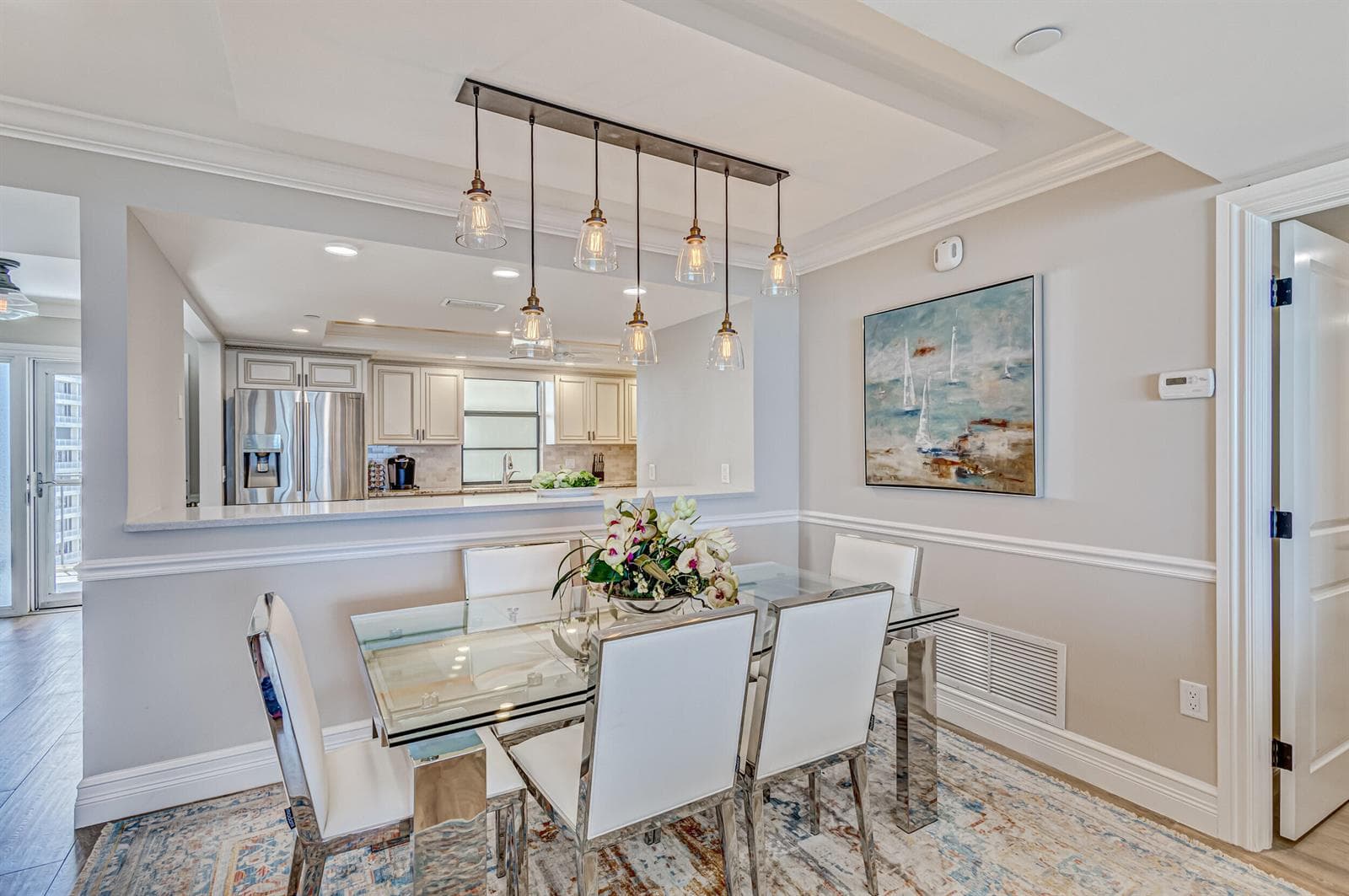 400 Beach Road 702 photo 14