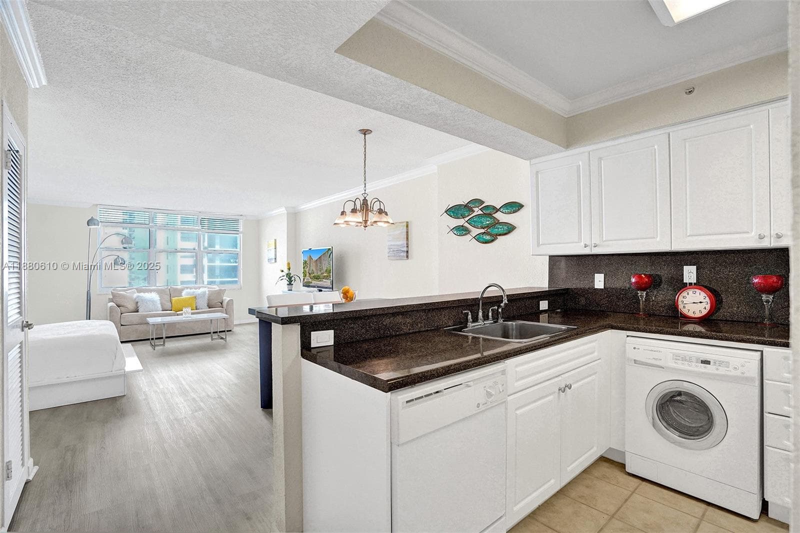 2501 S Ocean Dr 903 (available NOW) photo 7