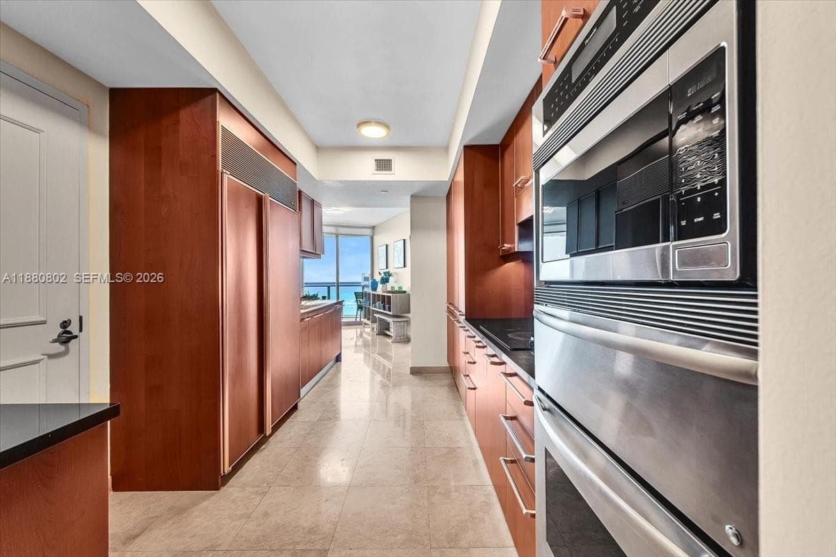 3101 S Ocean Dr 2307 photo 22