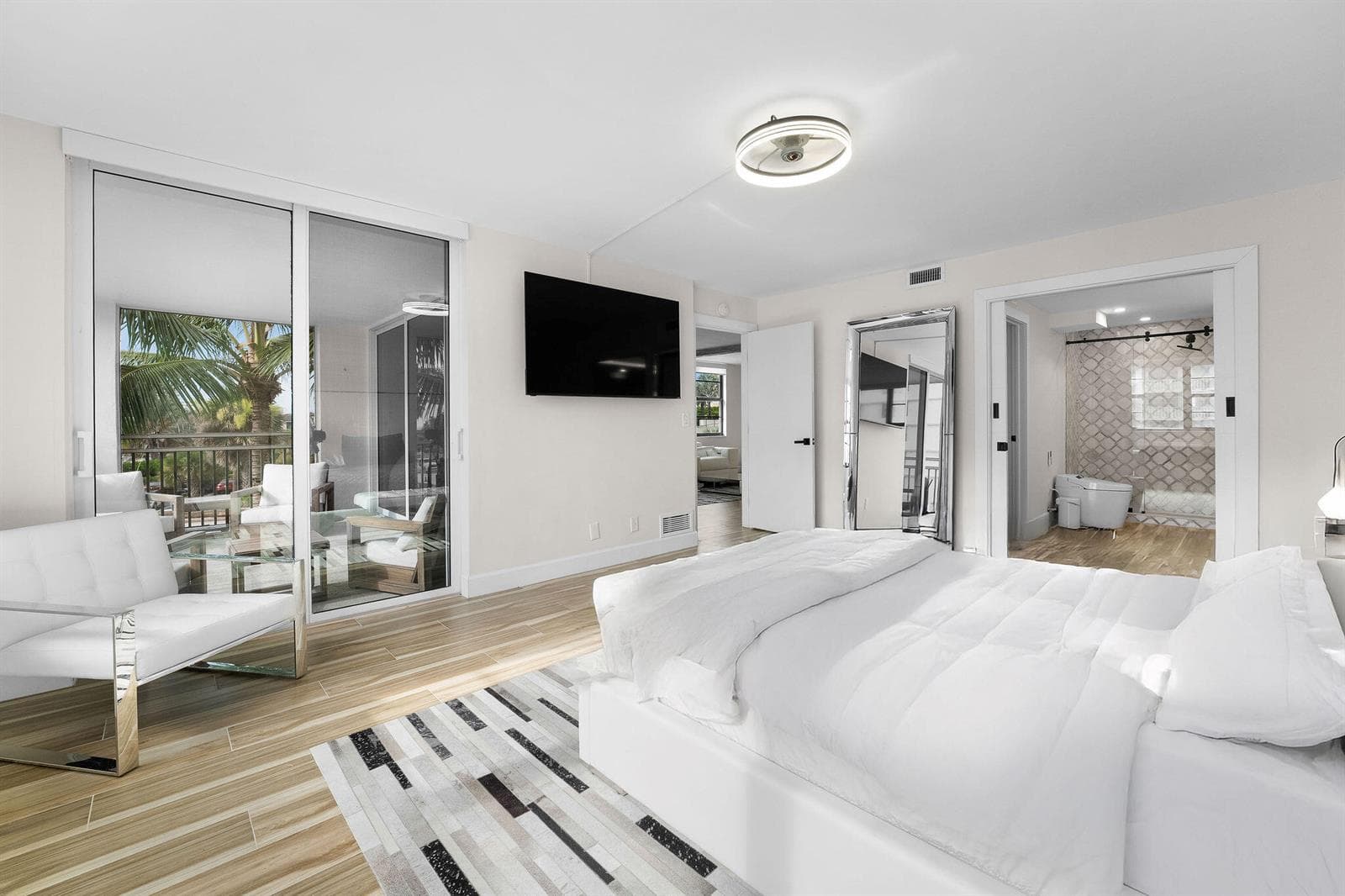 911 Ocean Drive 201 photo 7
