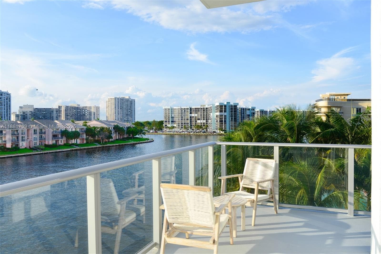 4010 S Ocean Dr R302 photo 1