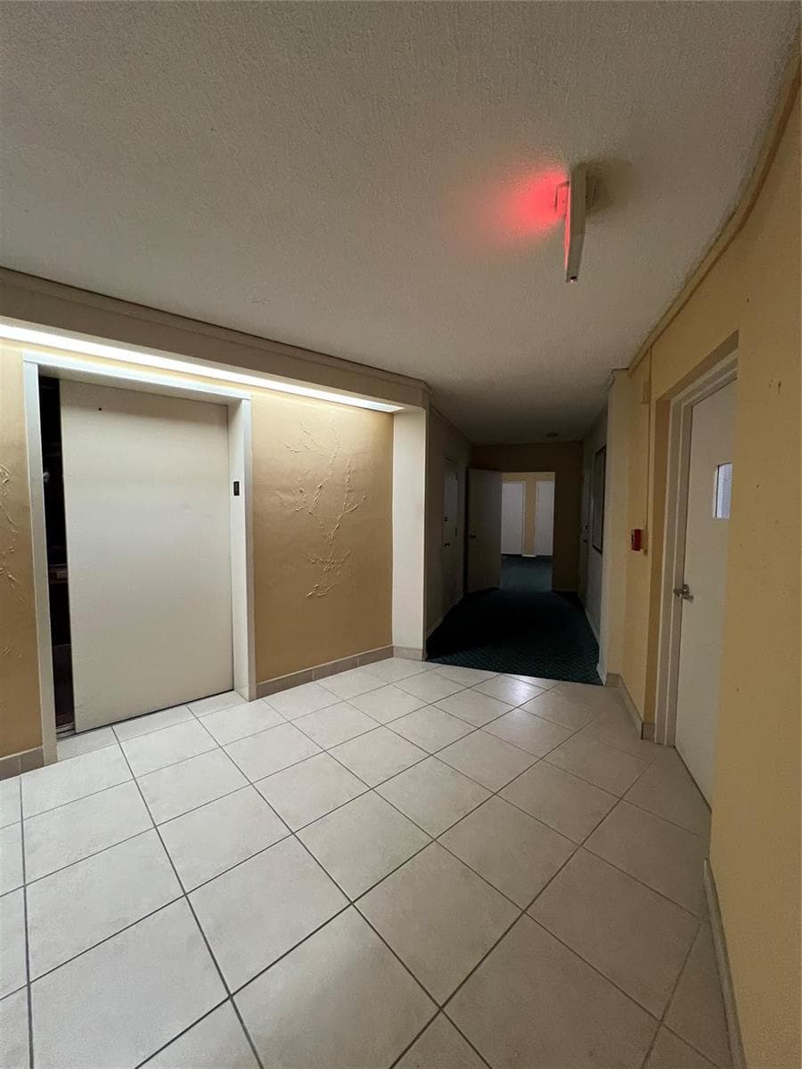 1200 Hibiscus Avenue 1501 photo 23