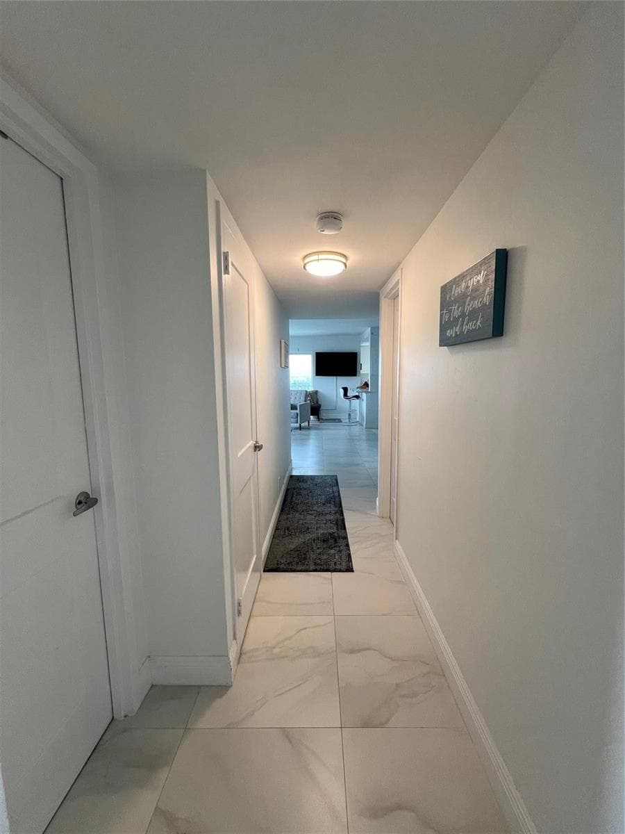 1200 Hibiscus Avenue 1501 photo 9