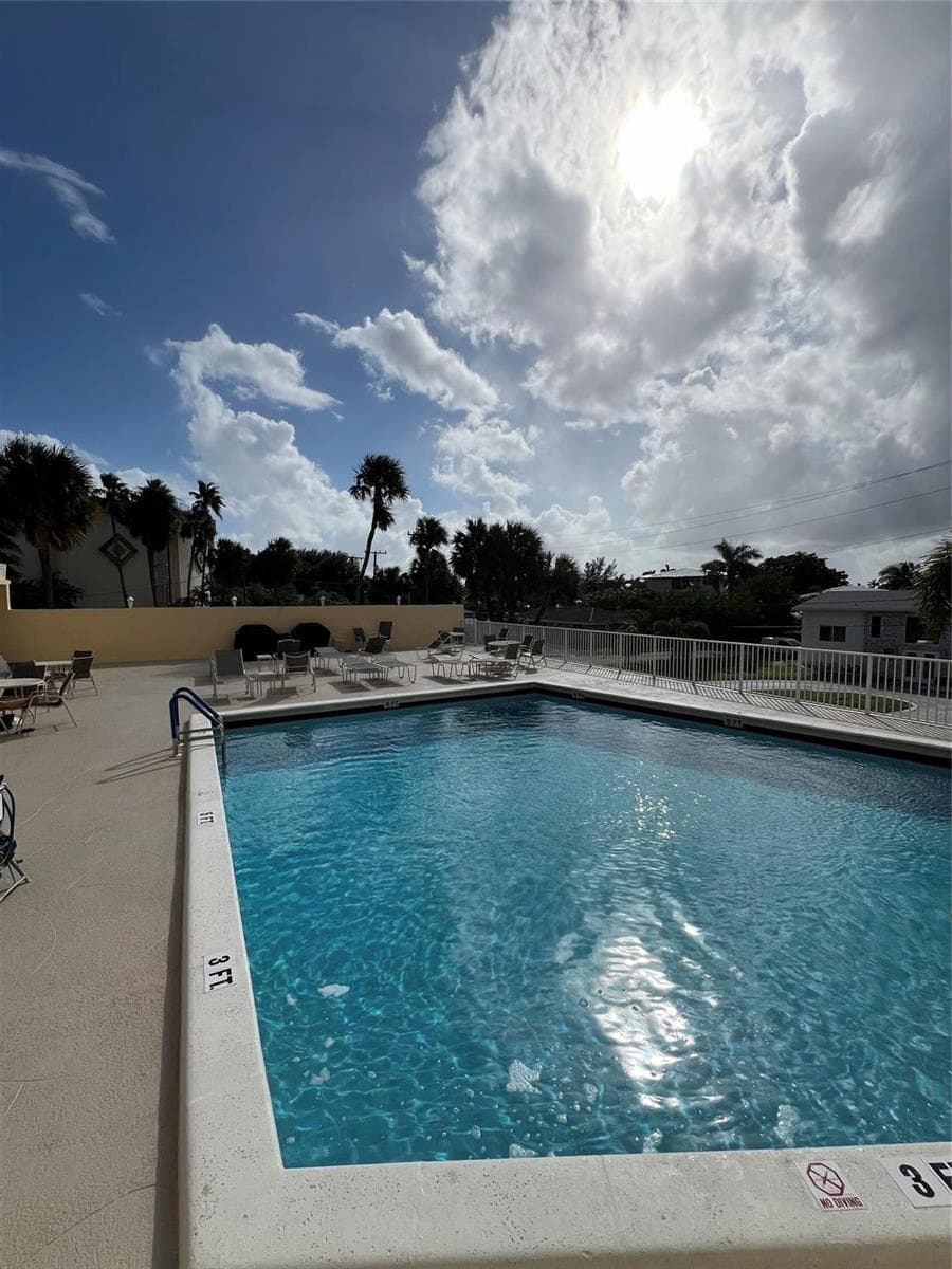 1200 Hibiscus Avenue 1501 photo 24