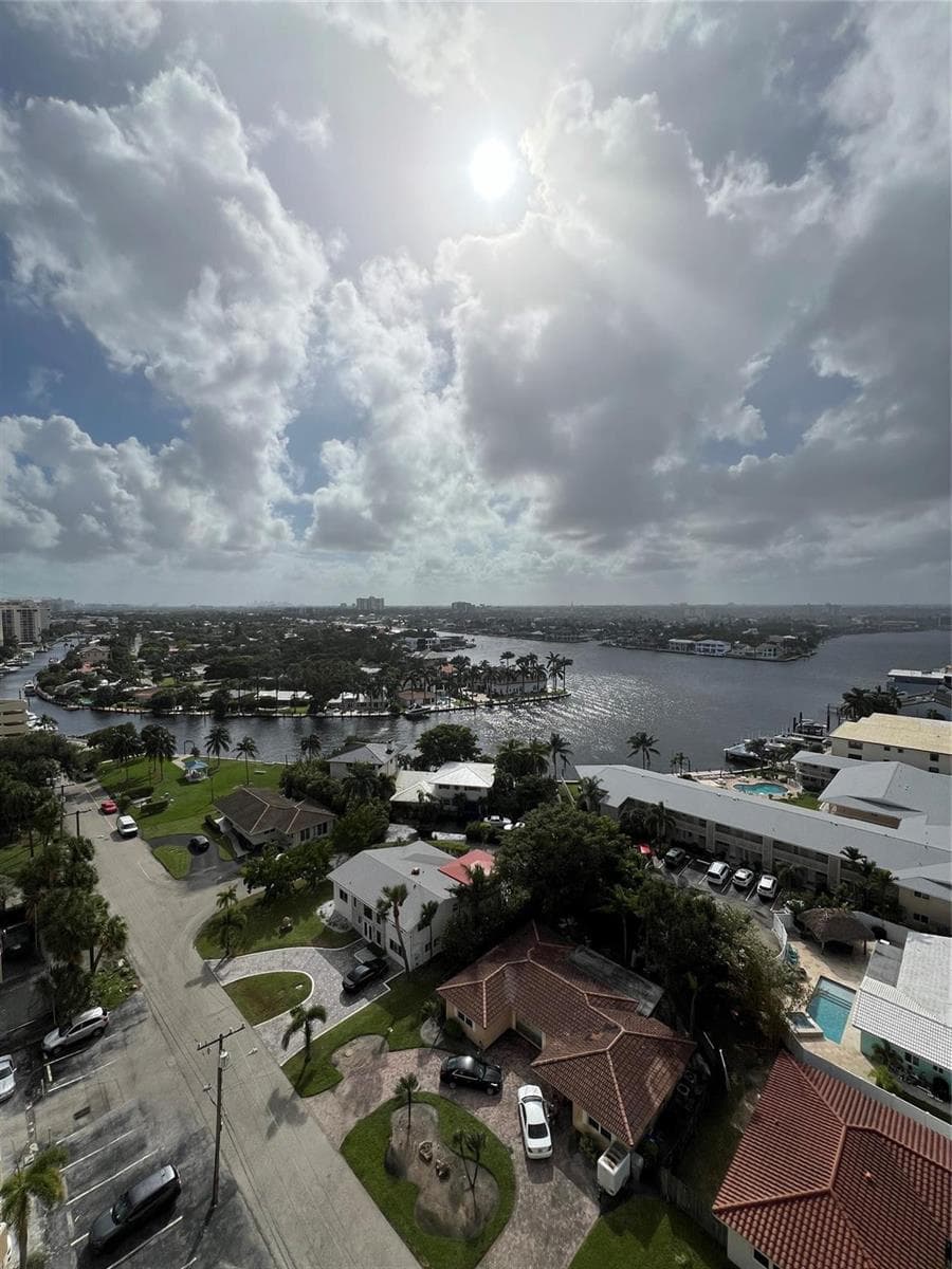 1200 Hibiscus Avenue 1501 photo 15