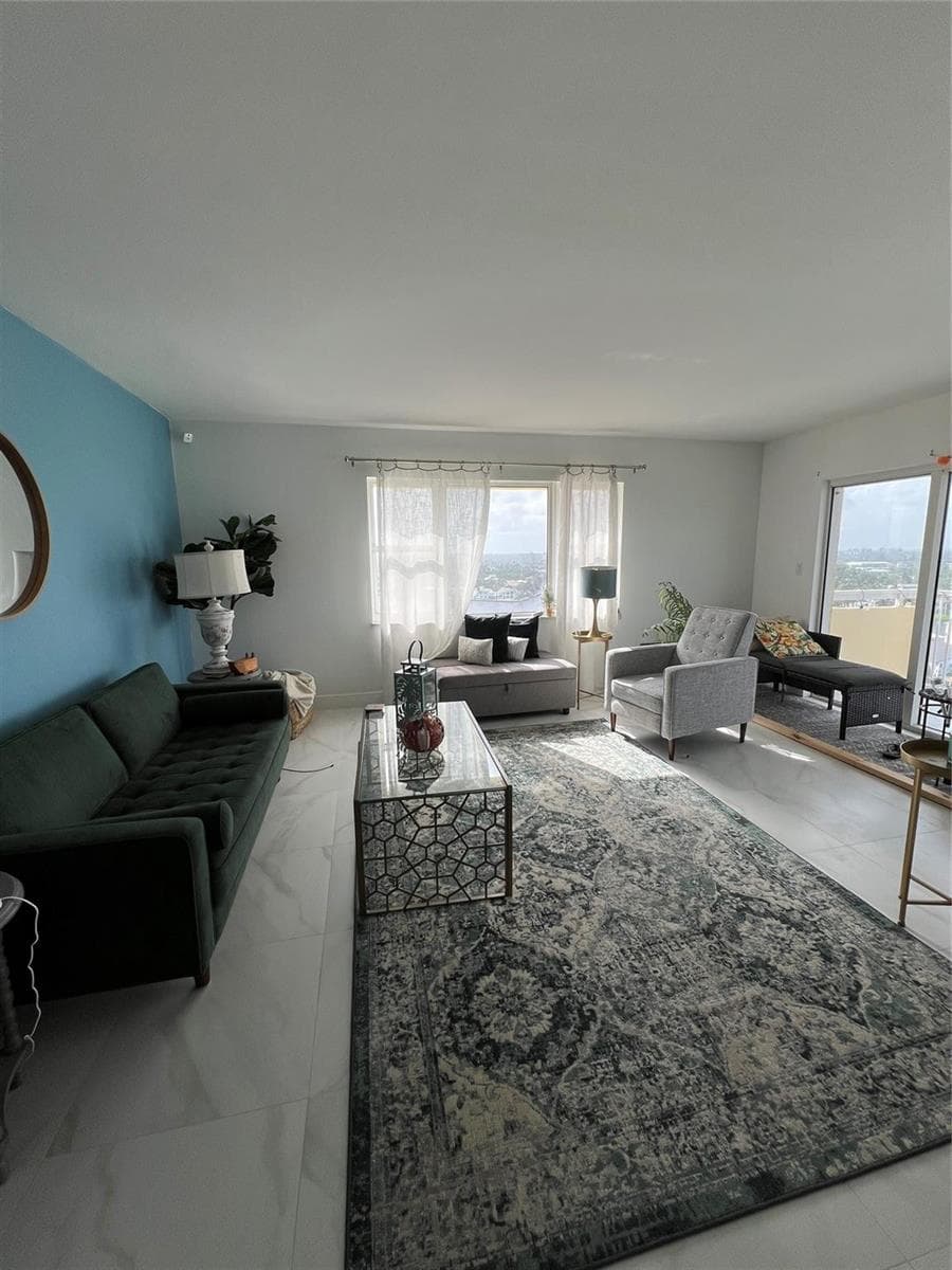 1200 Hibiscus Avenue 1501 photo 19