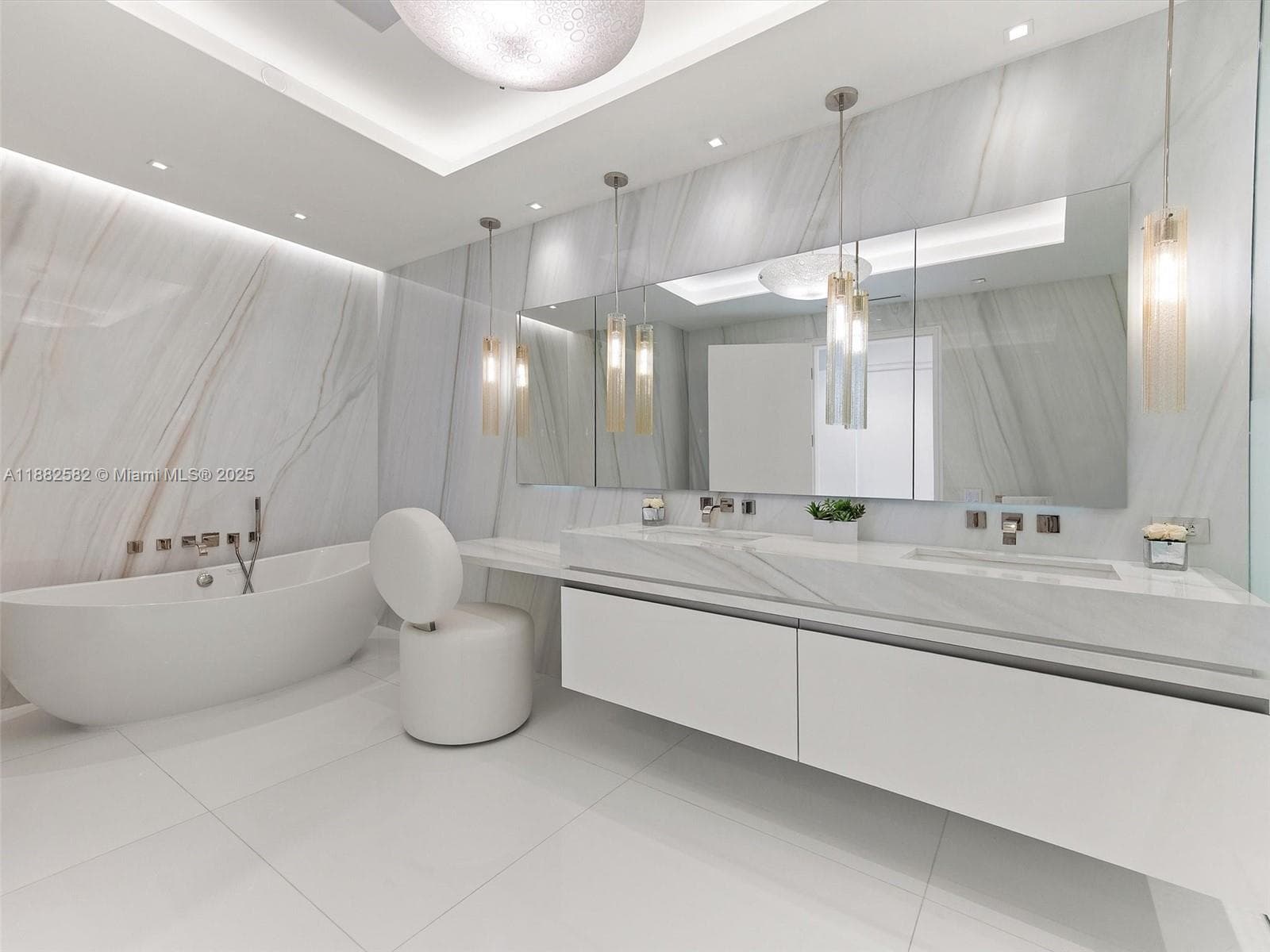 5053 Fisher Island Dr 5053 photo 23
