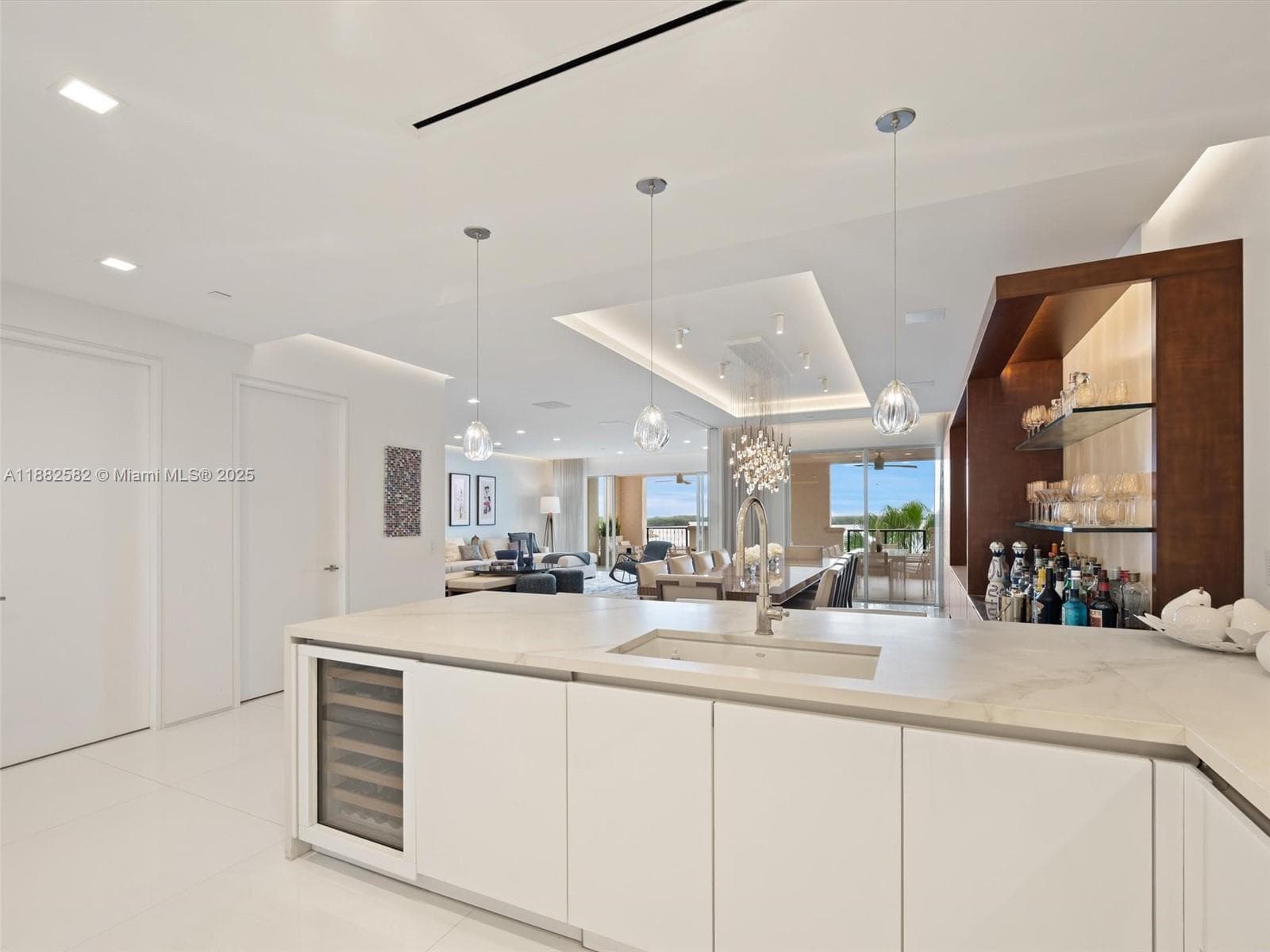 5053 Fisher Island Dr 5053 photo 13