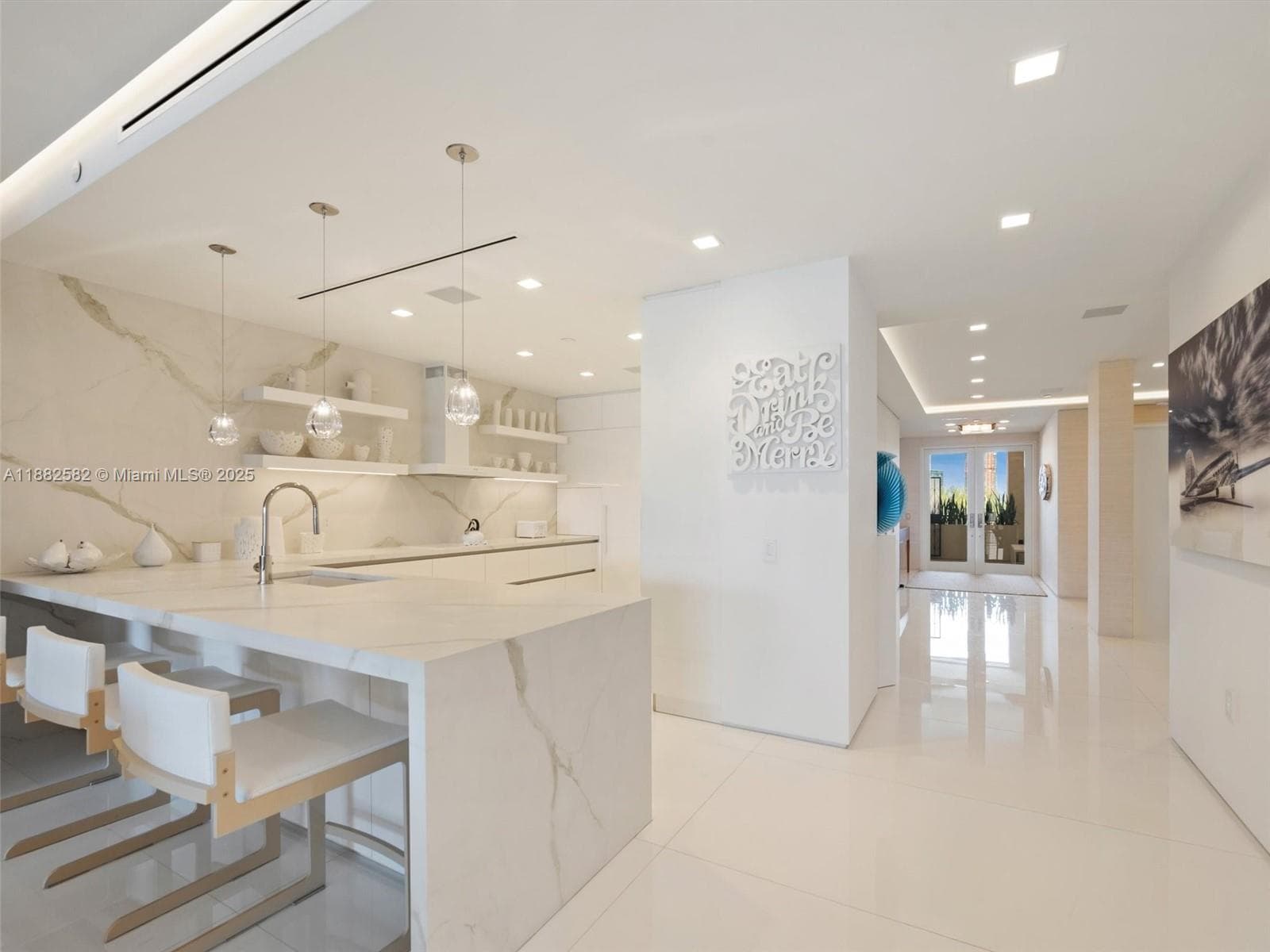 5053 Fisher Island Dr 5053 photo 12