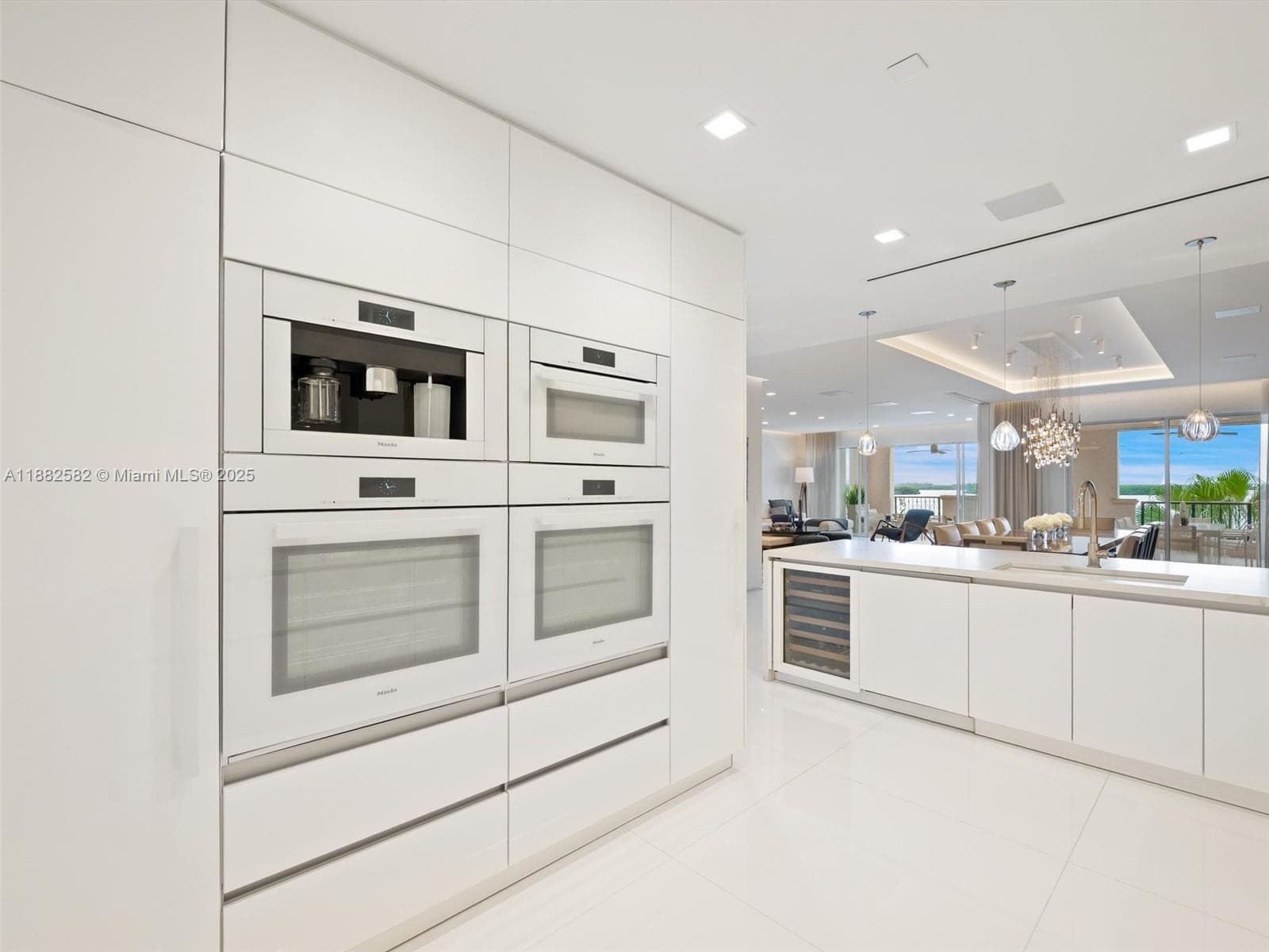 5053 Fisher Island Dr 5053 photo 11
