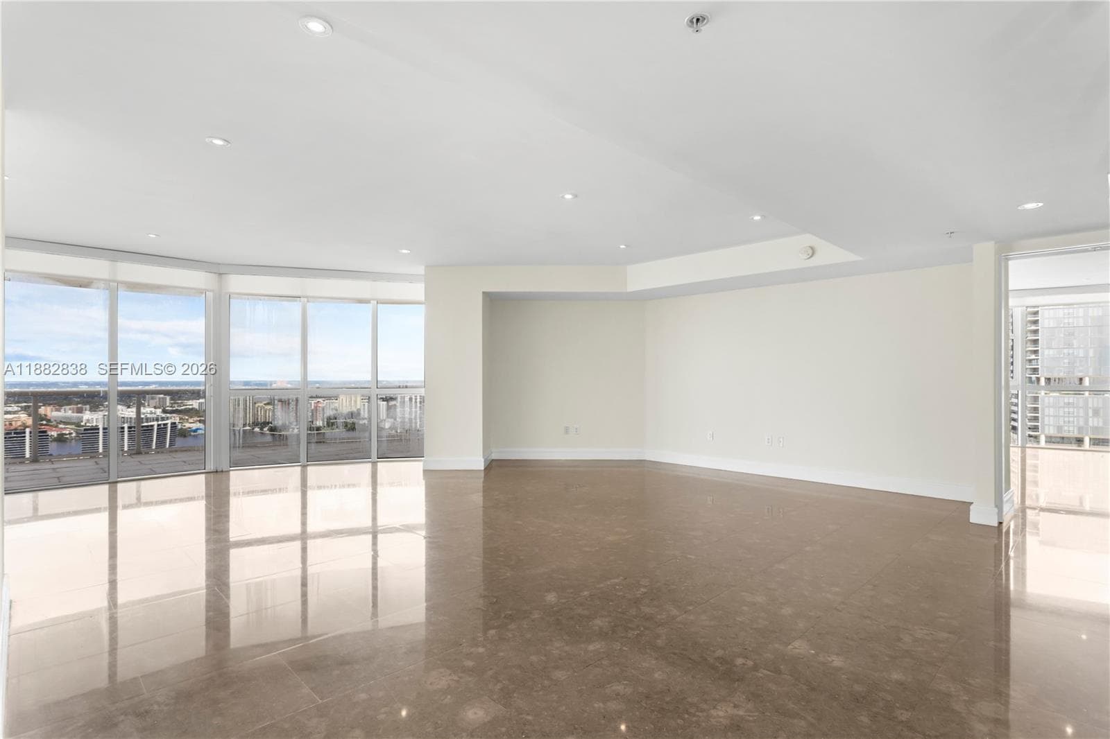 18201 Collins Ave 5301 photo 4
