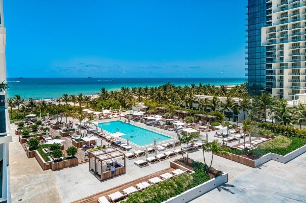 604 photo 1