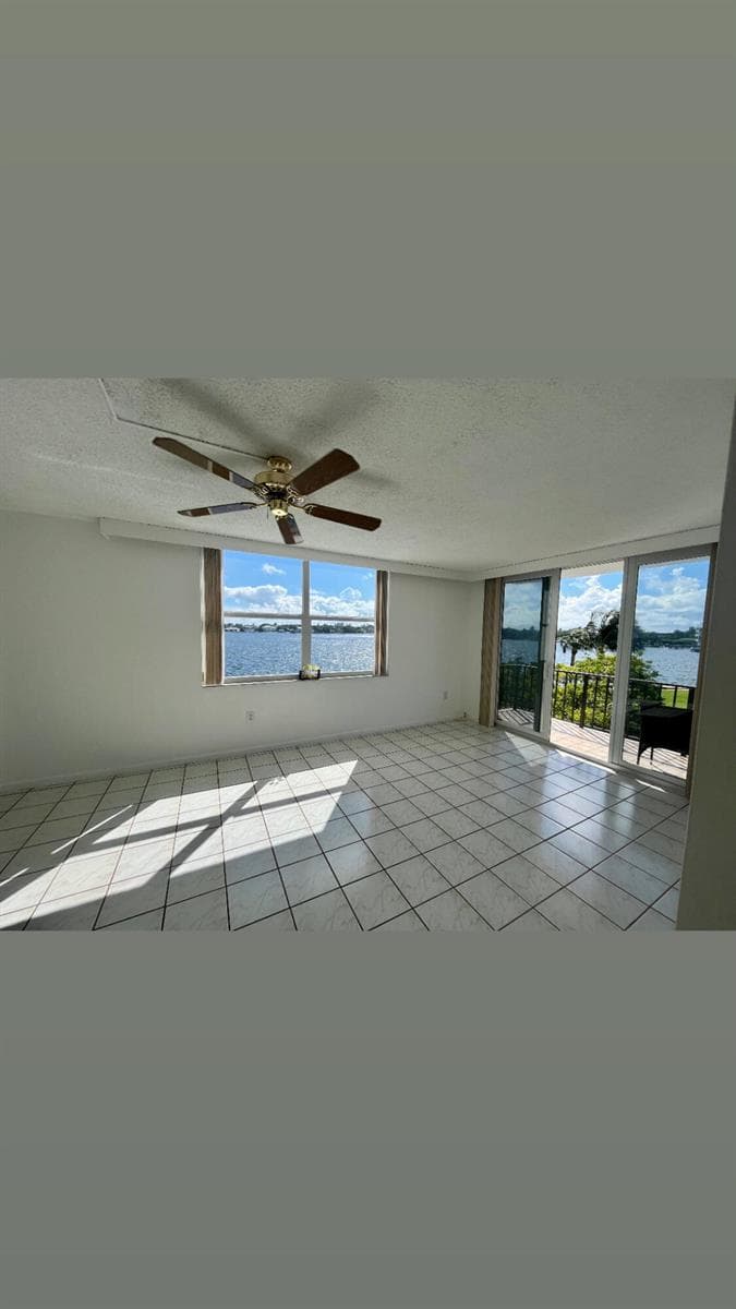 301 Croton Avenue 305 photo 5